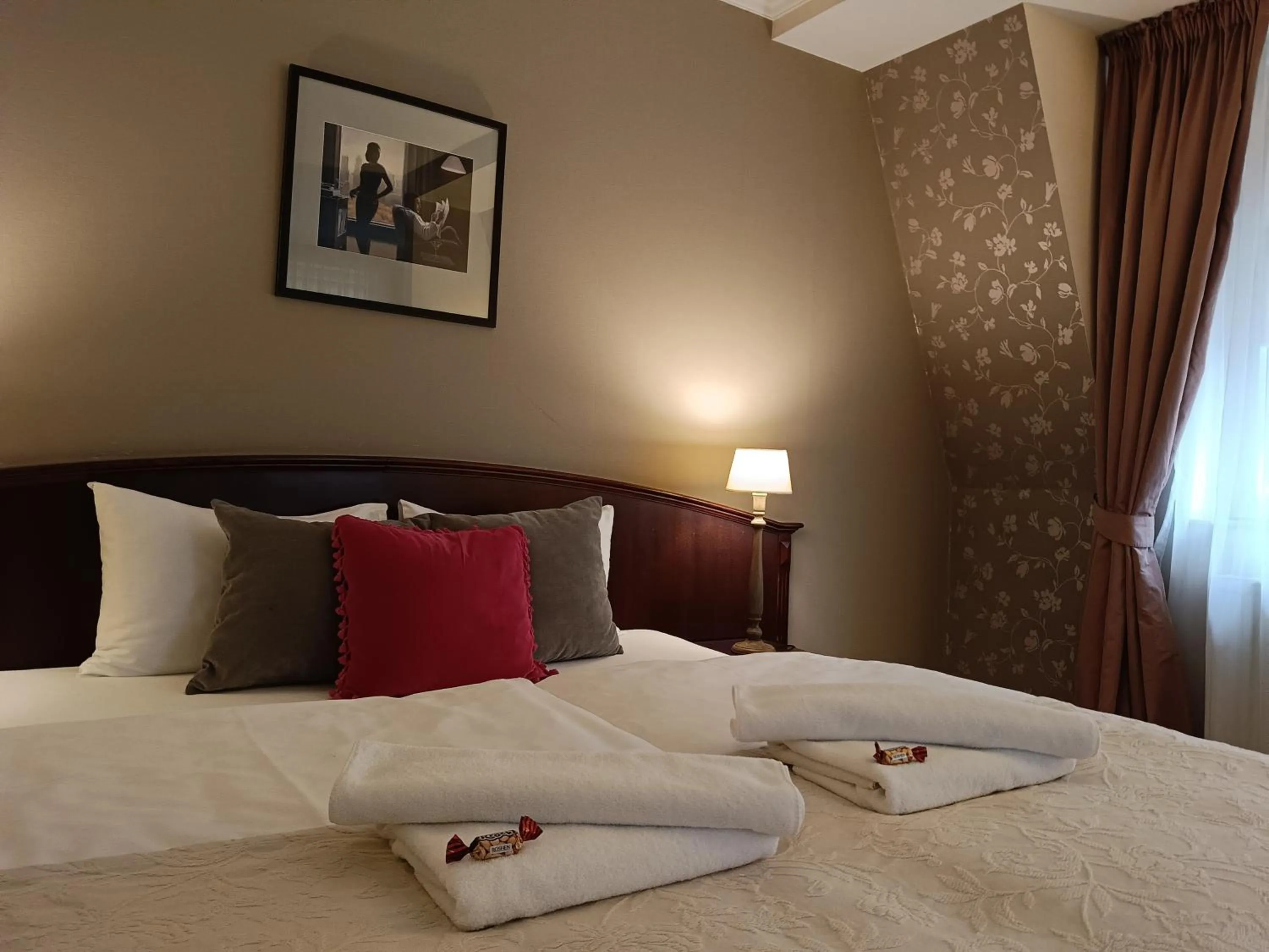 Photo of the whole room, Bed in Hotel Stare Miasto Old Town