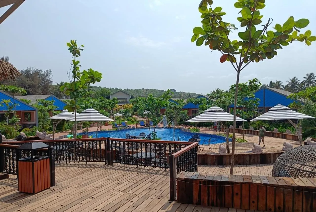 Swimming pool in Mayfair On Sea, Morjim Beach, Goa