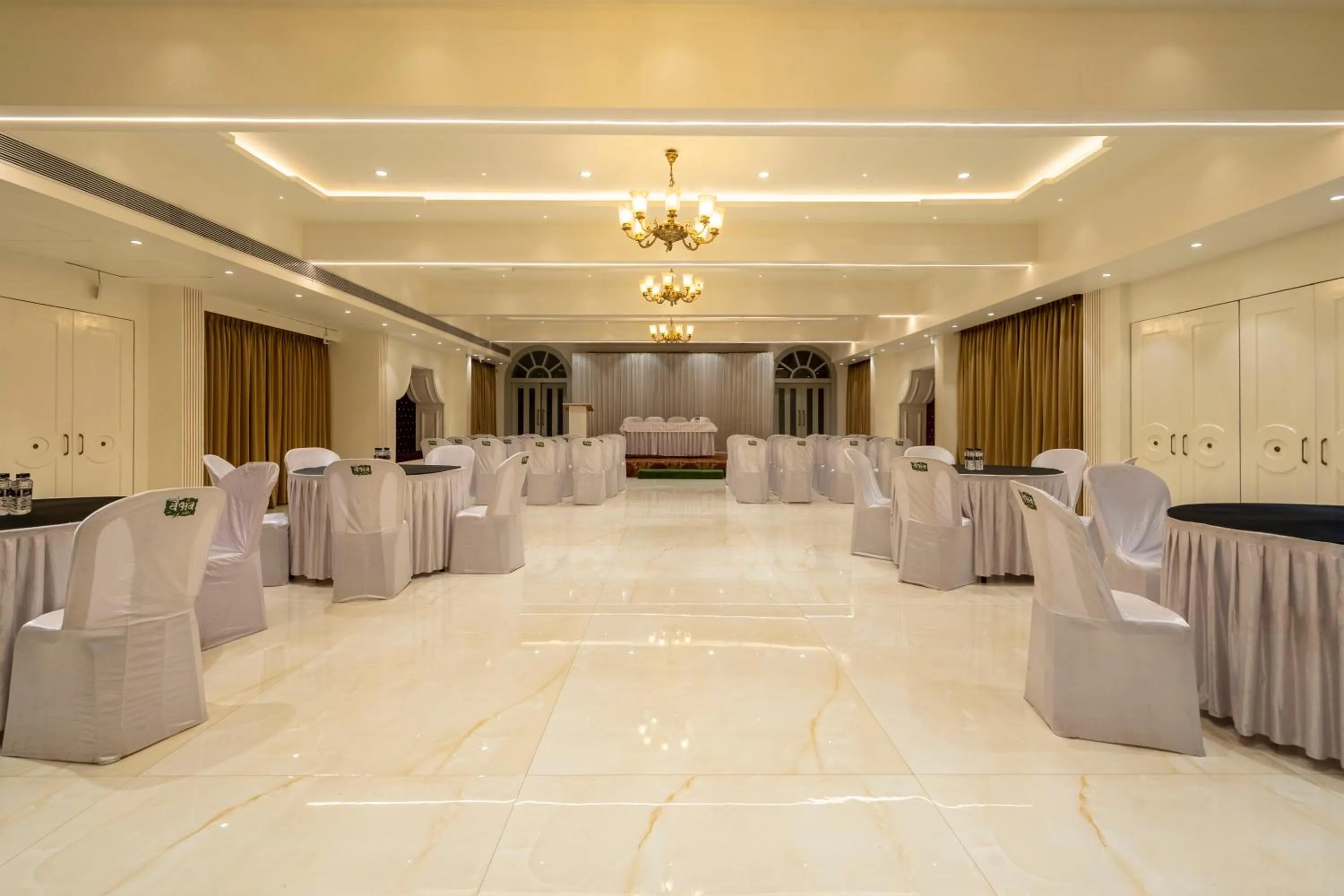 Banquet/Function facilities in Treebo Prasha