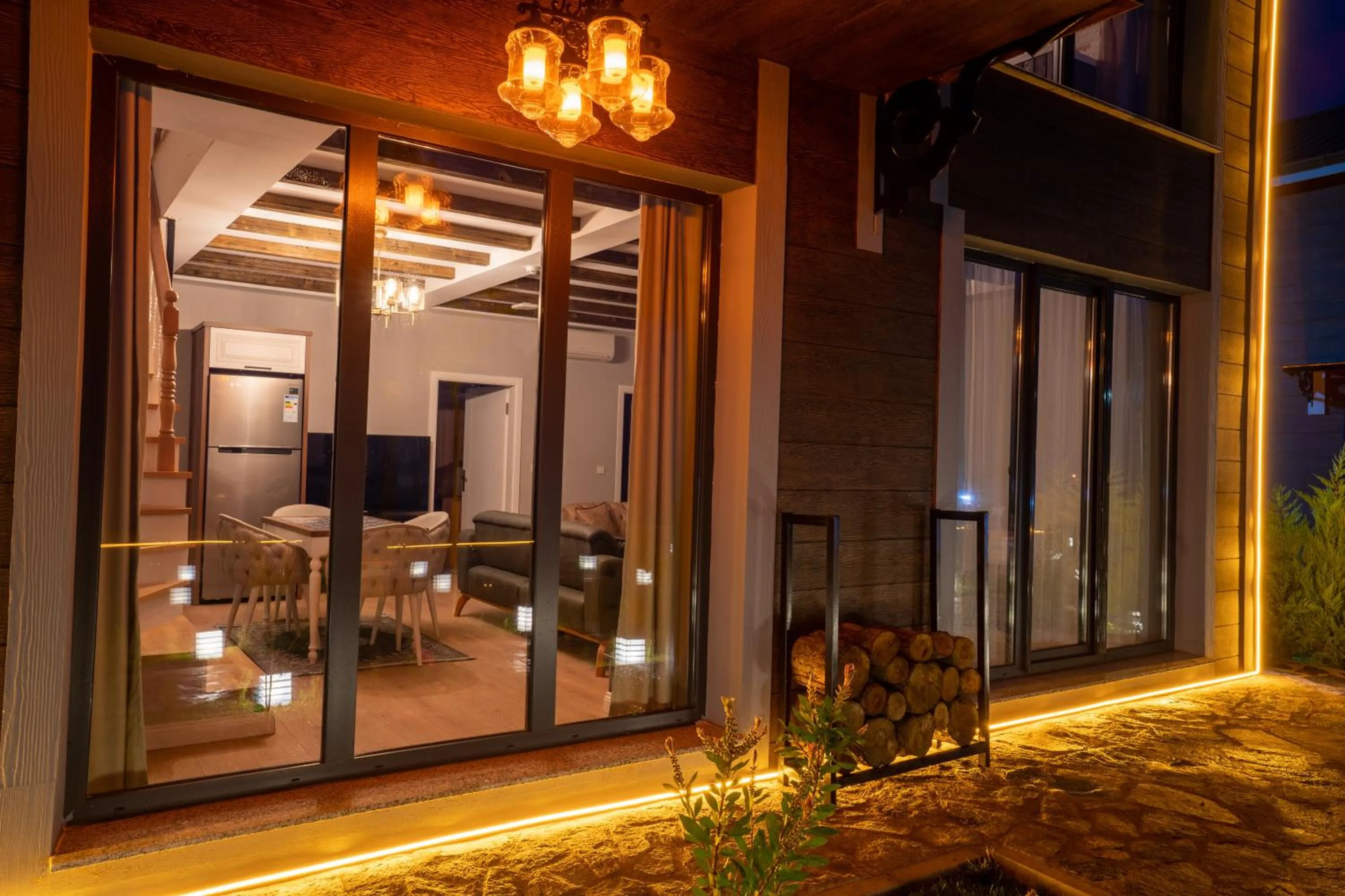 Living room in POISON GARDEN SUİTE