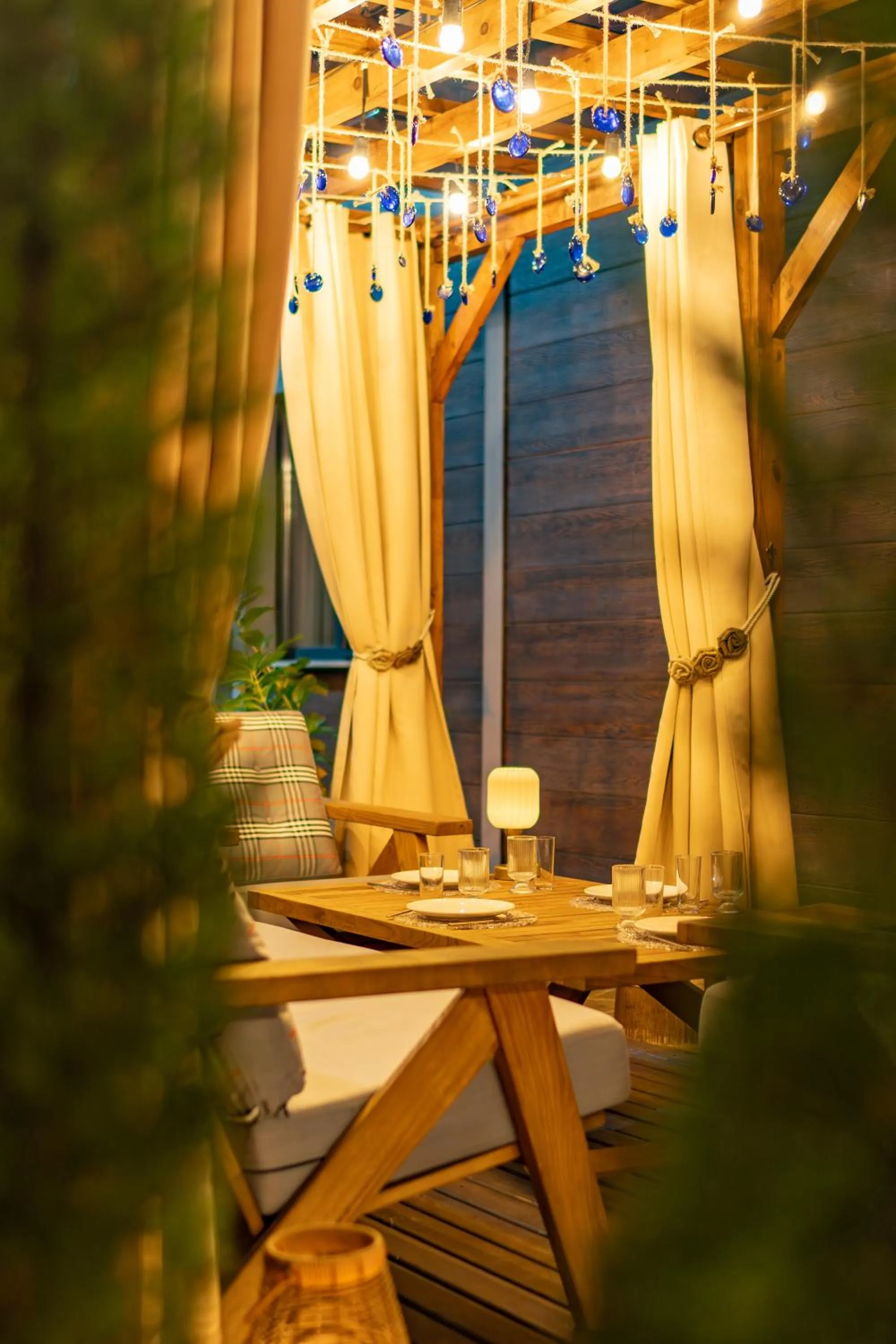 Seating area in POISON GARDEN SUİTE