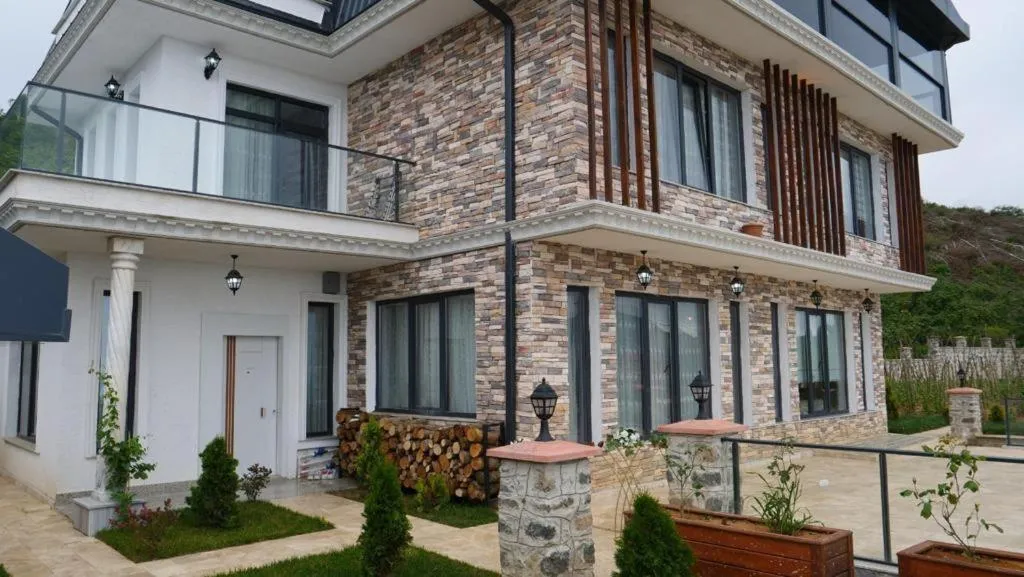 Villa with Garden View in POISON GARDEN SUİTE