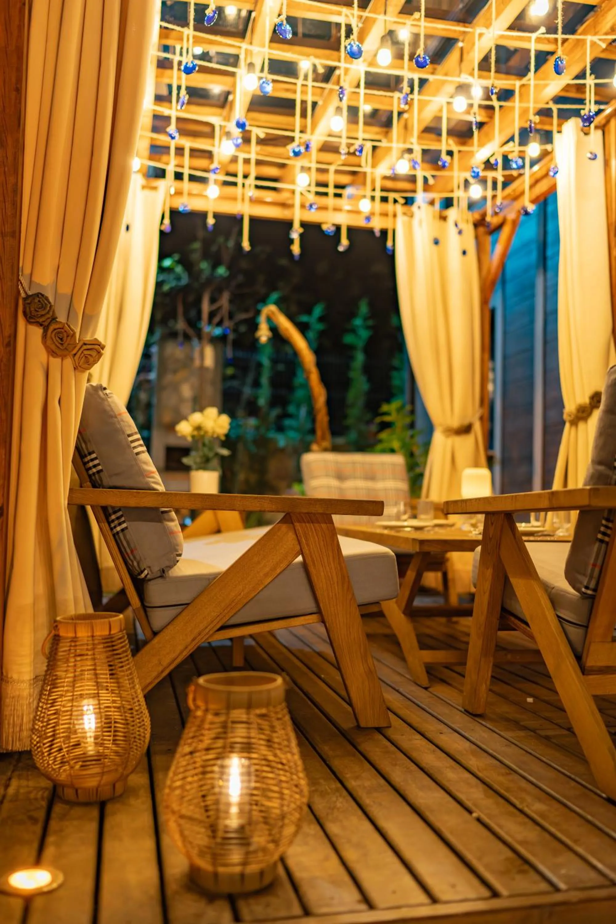 Patio in POISON GARDEN SUİTE