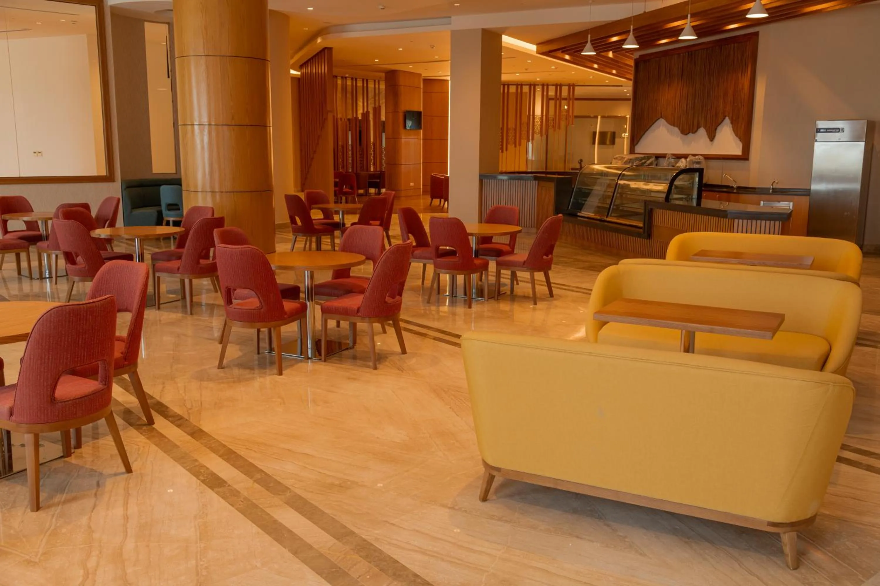 Lounge or bar in Tulip Inn Majan Hotel and Suites Salalah