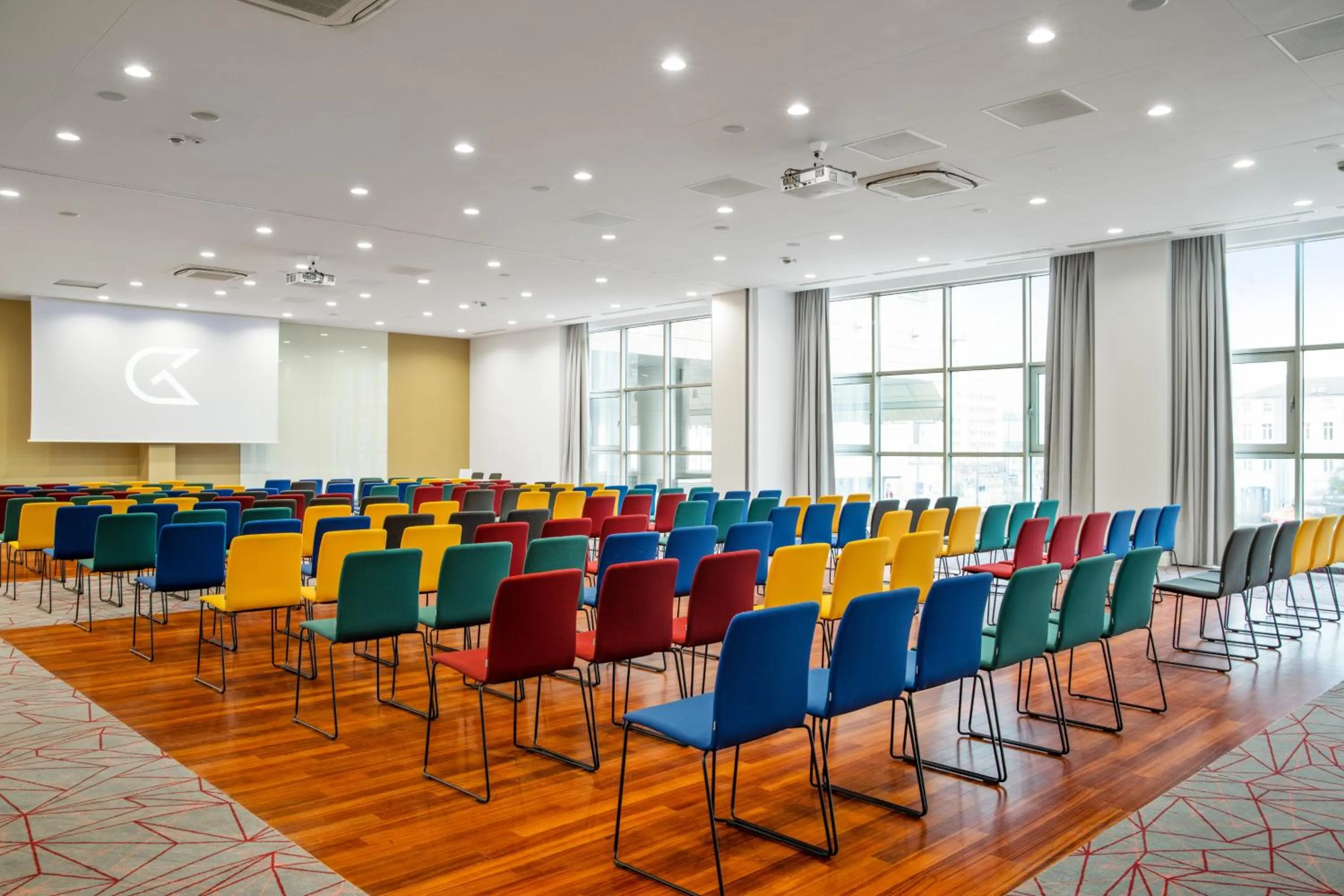Meeting/conference room in Golden Tulip Warszawa Centrum