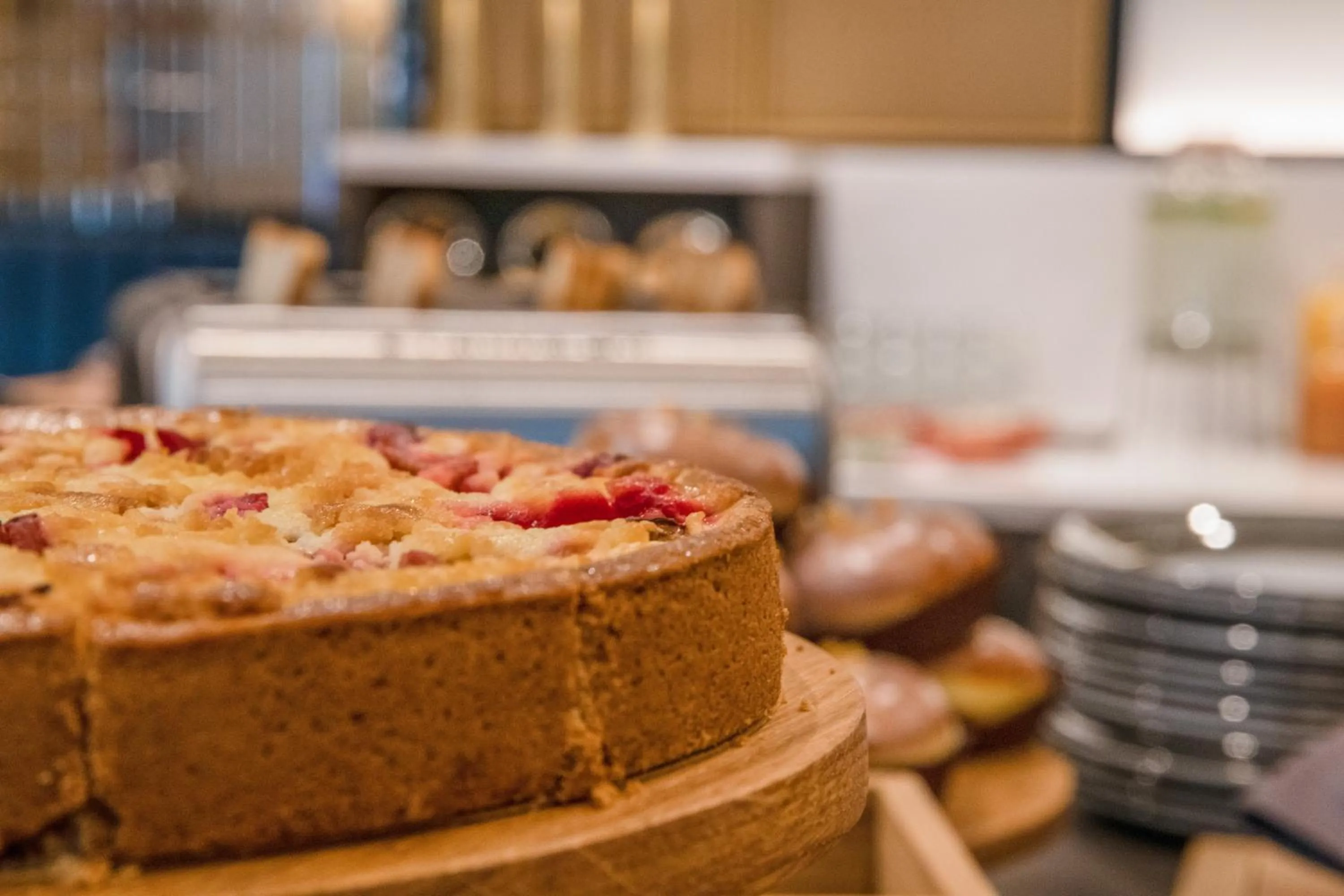 Restaurant/places to eat in Golden Tulip Warszawa Centrum