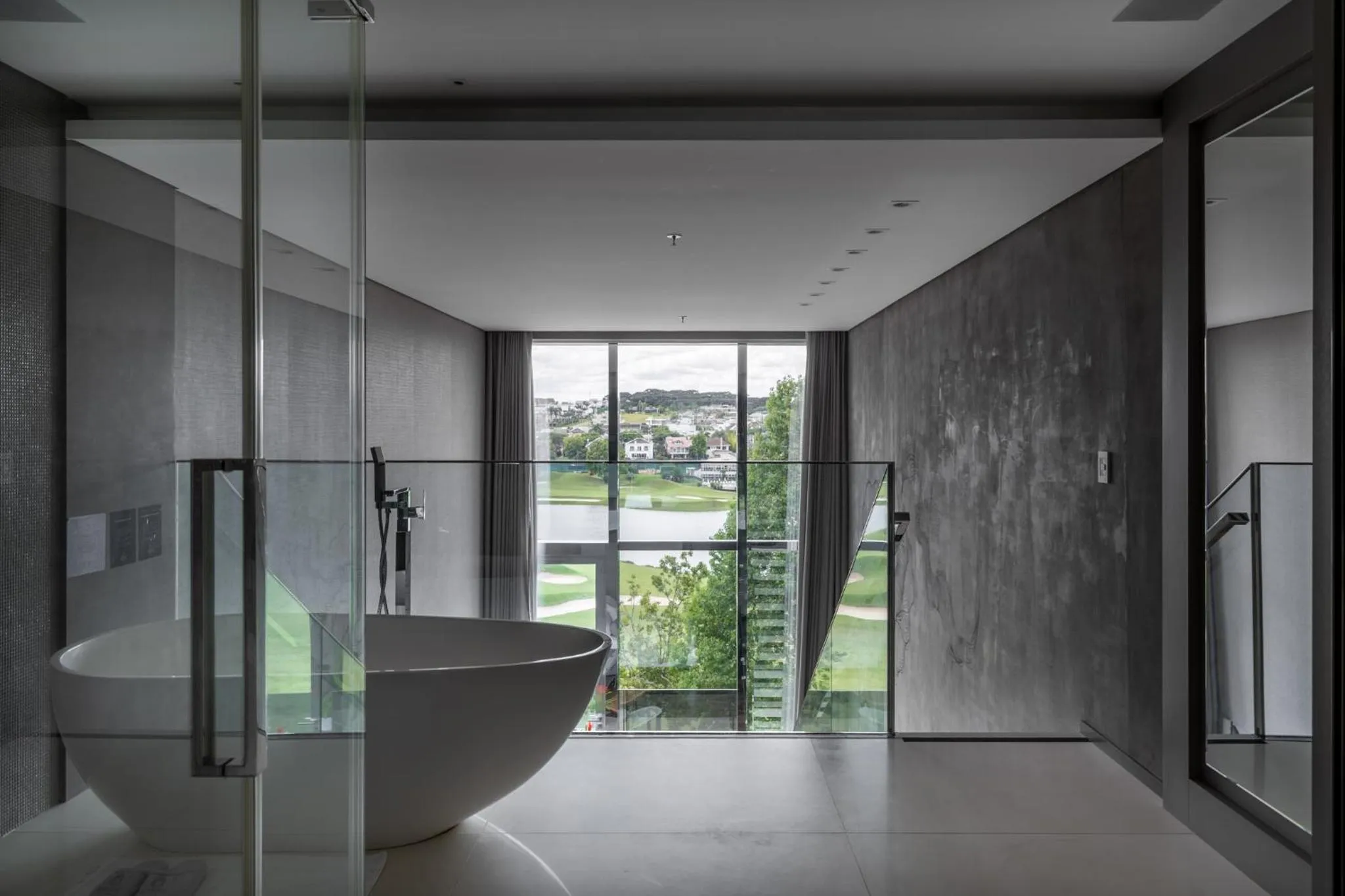 Suryaa Hotel Pinhais, Curio Collection by Hilton