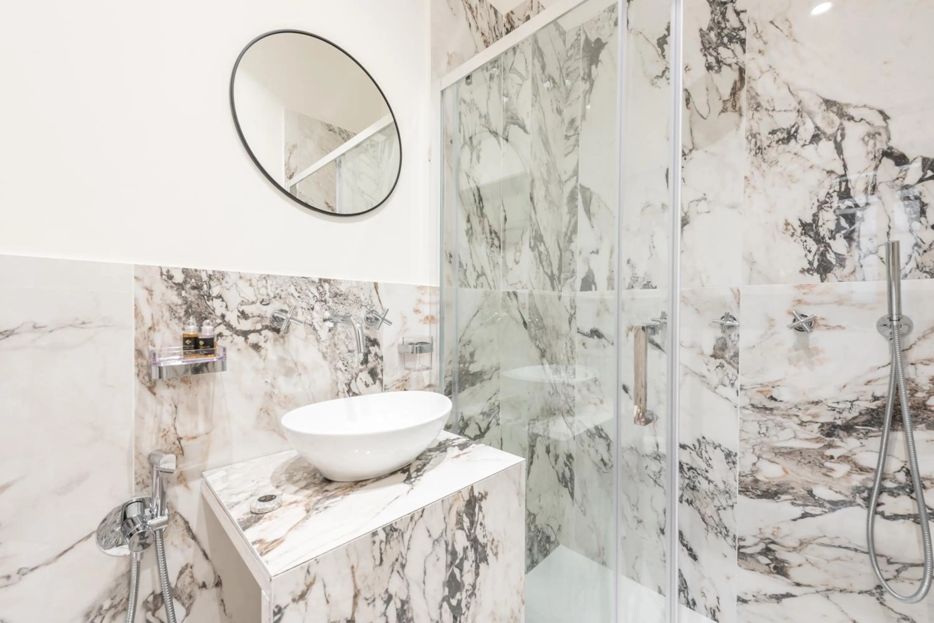 Bathroom in The Couper Castello