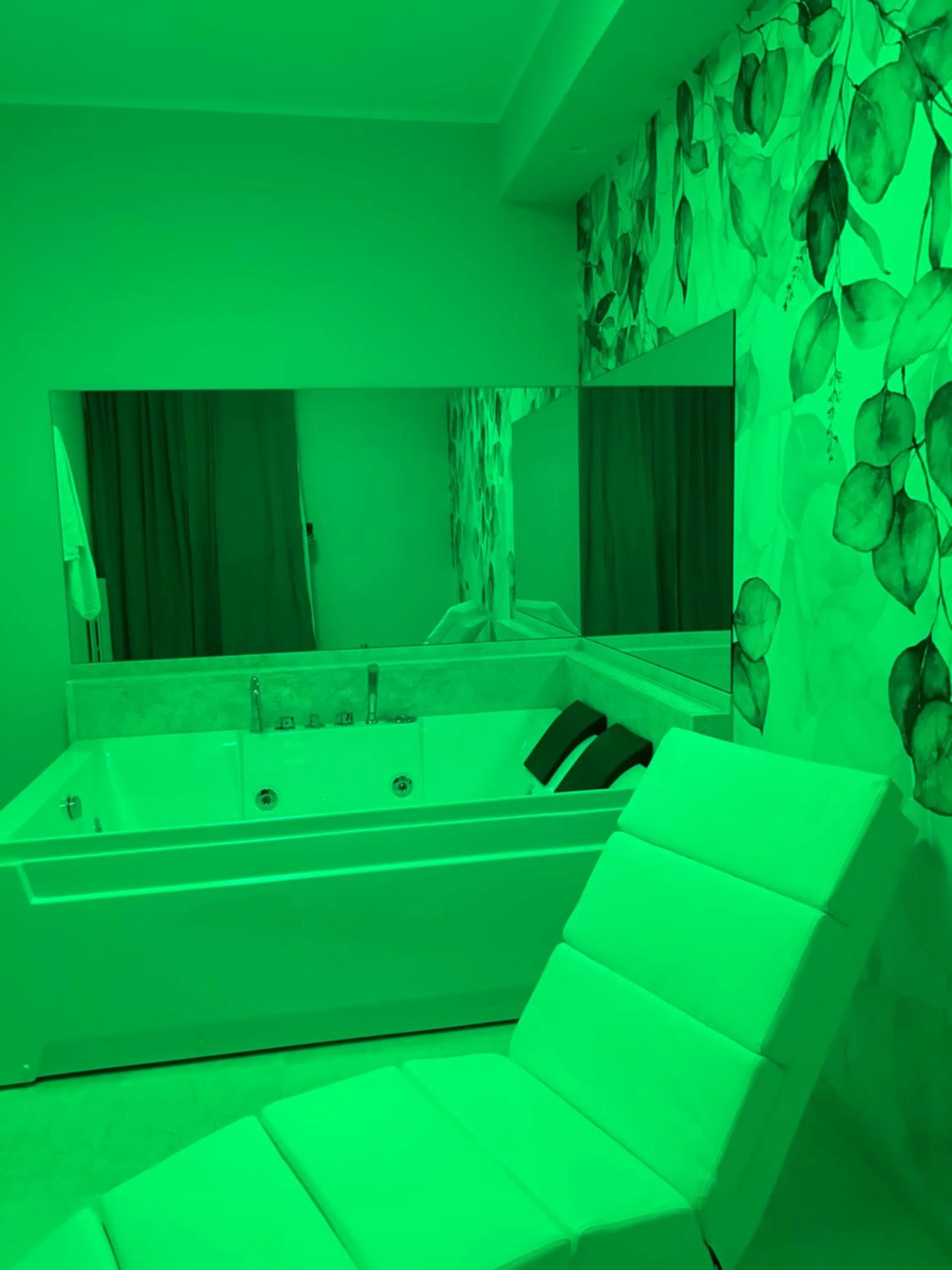 Bathroom in Suite 55 in centro