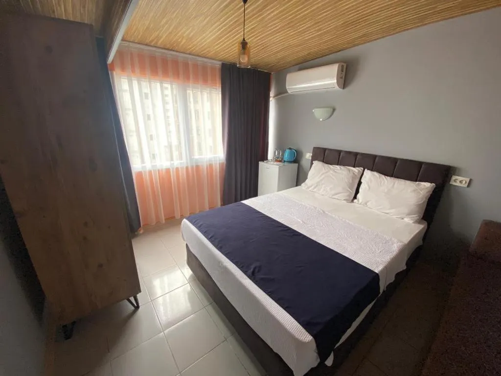 Photo of the whole room, Bed in City House Hotel