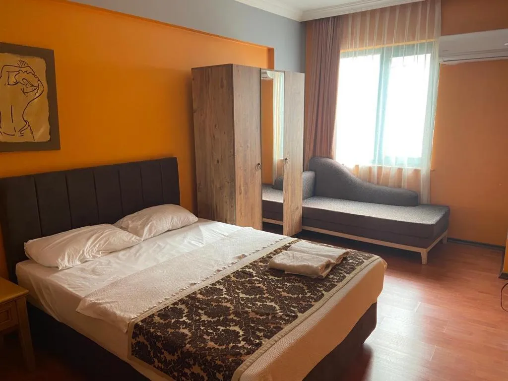 Photo of the whole room, Bed in City House Hotel