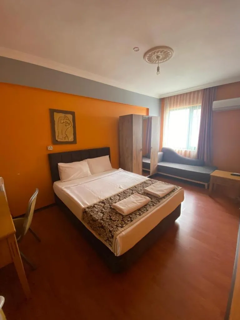 Photo of the whole room, Bed in City House Hotel