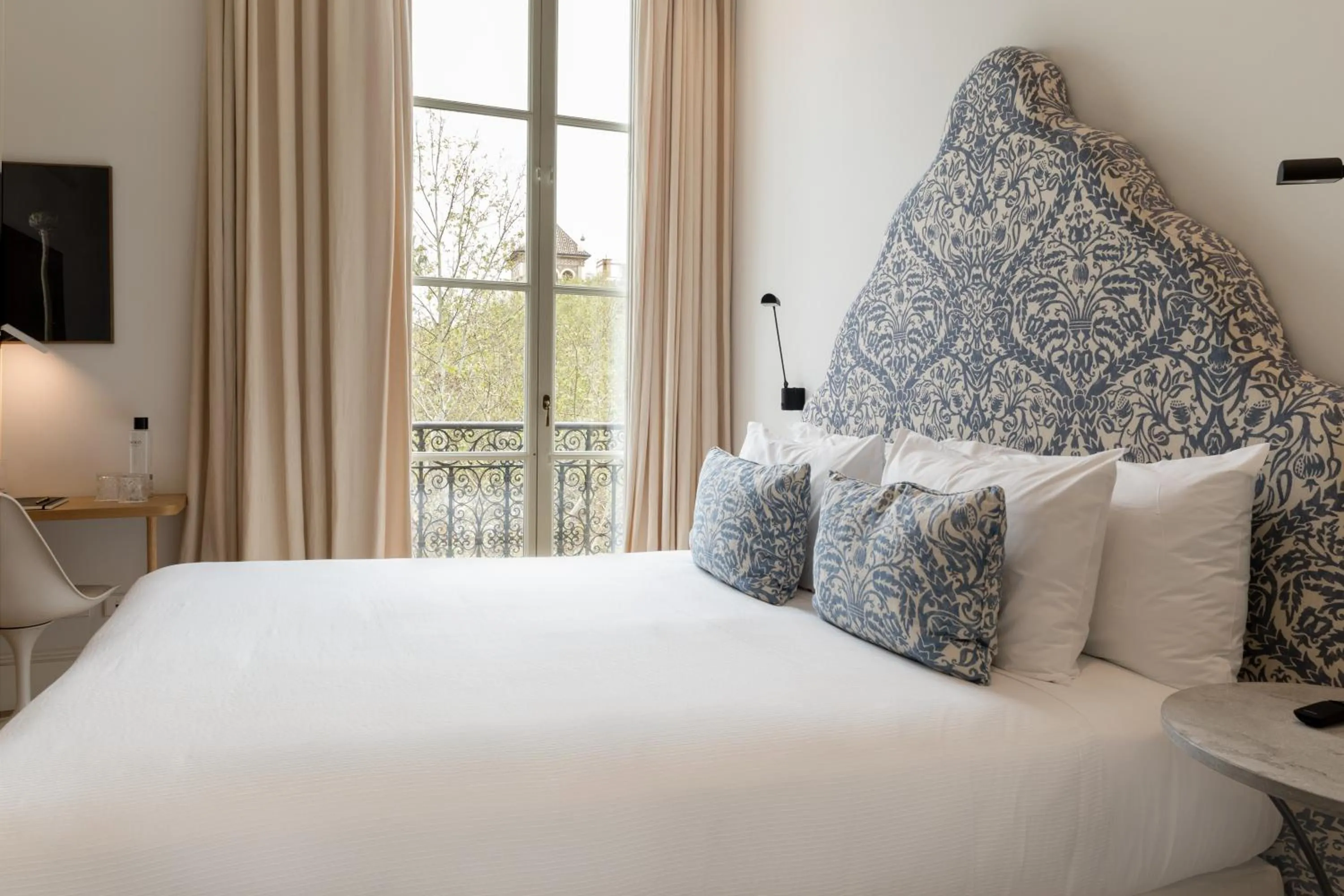 Bed in Hotel Tayko Sevilla