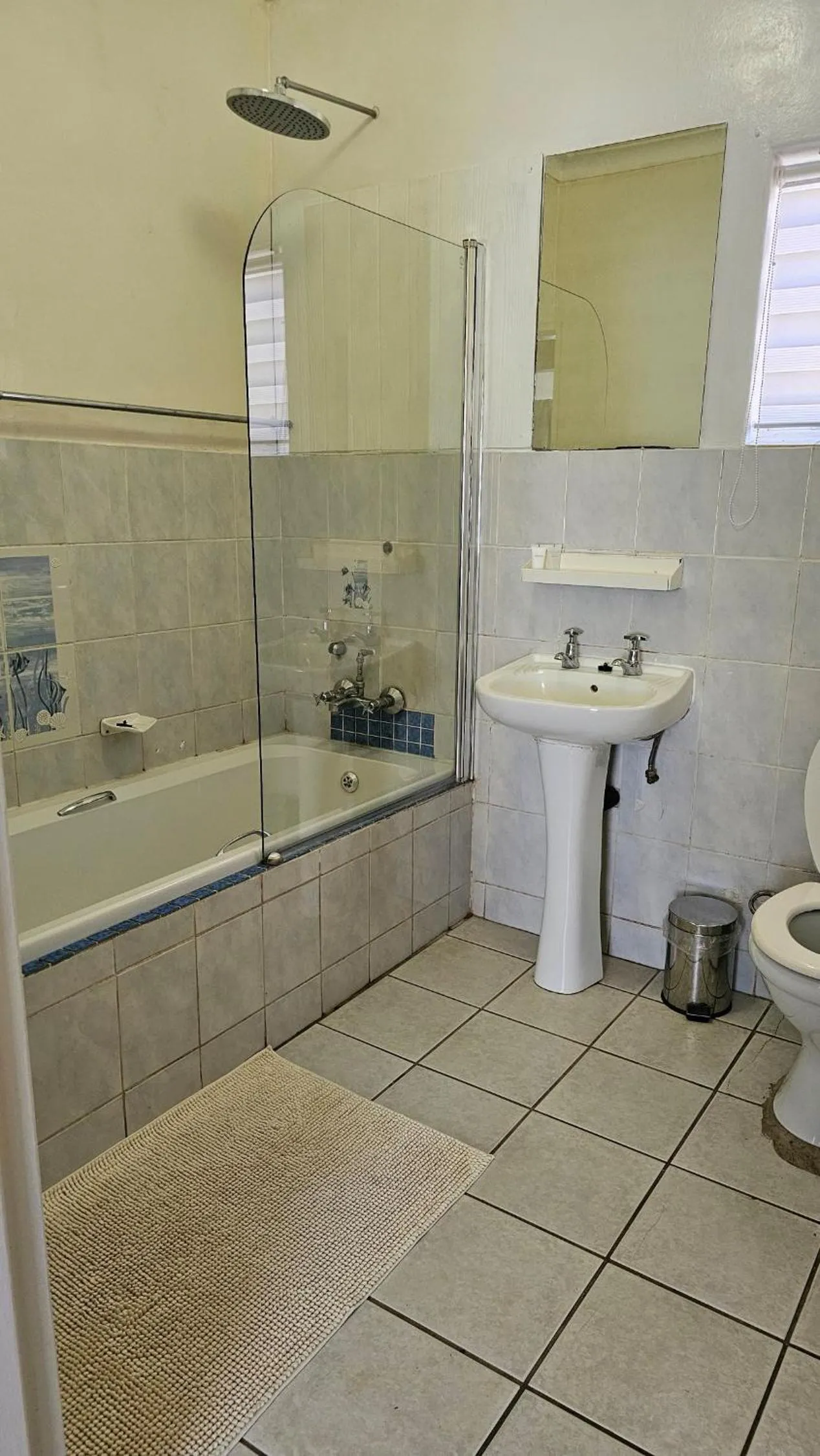 Shower in Danlee Overnight Accommodation