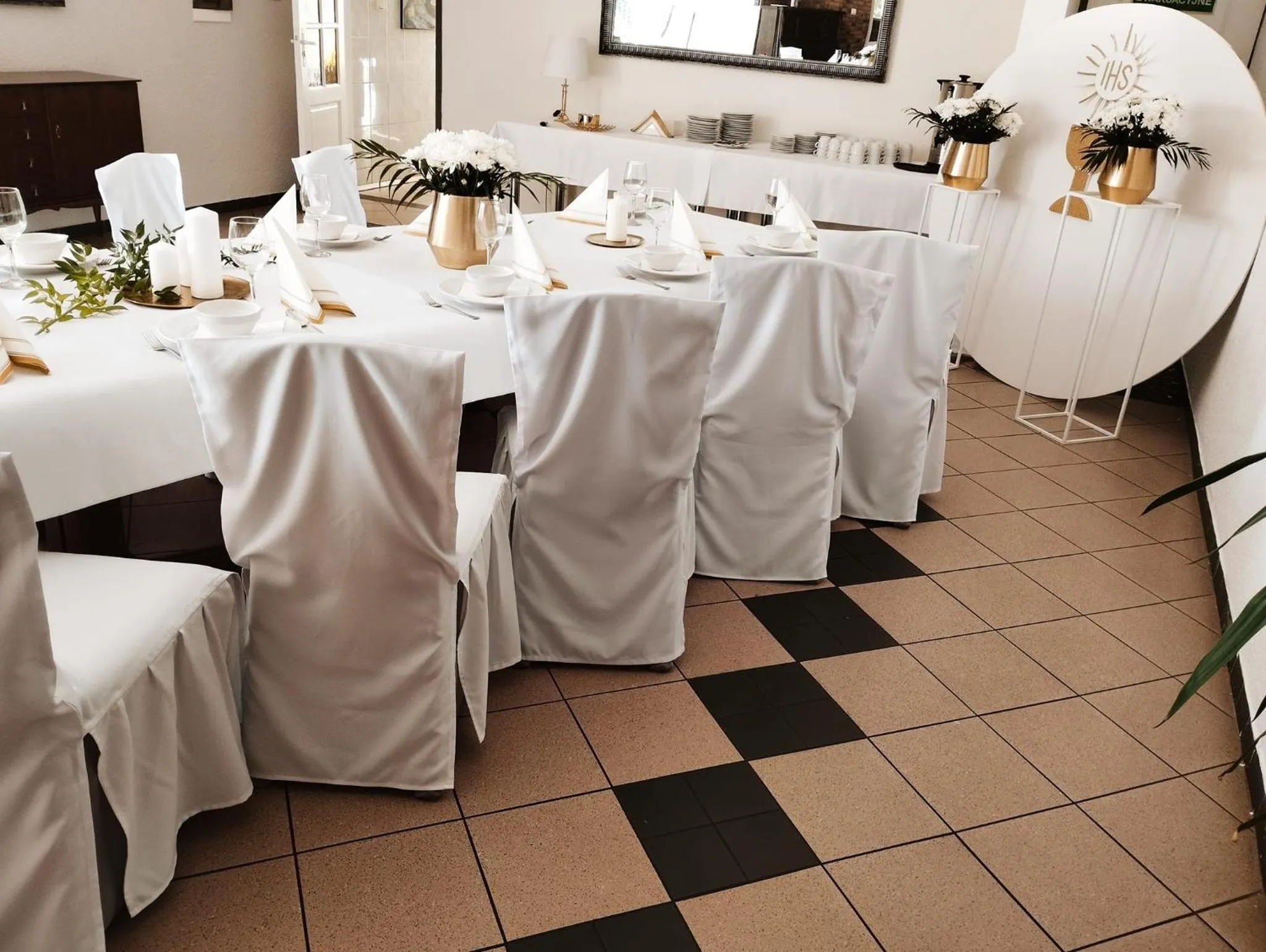 Restaurant/places to eat in Hotel Zdrojewo