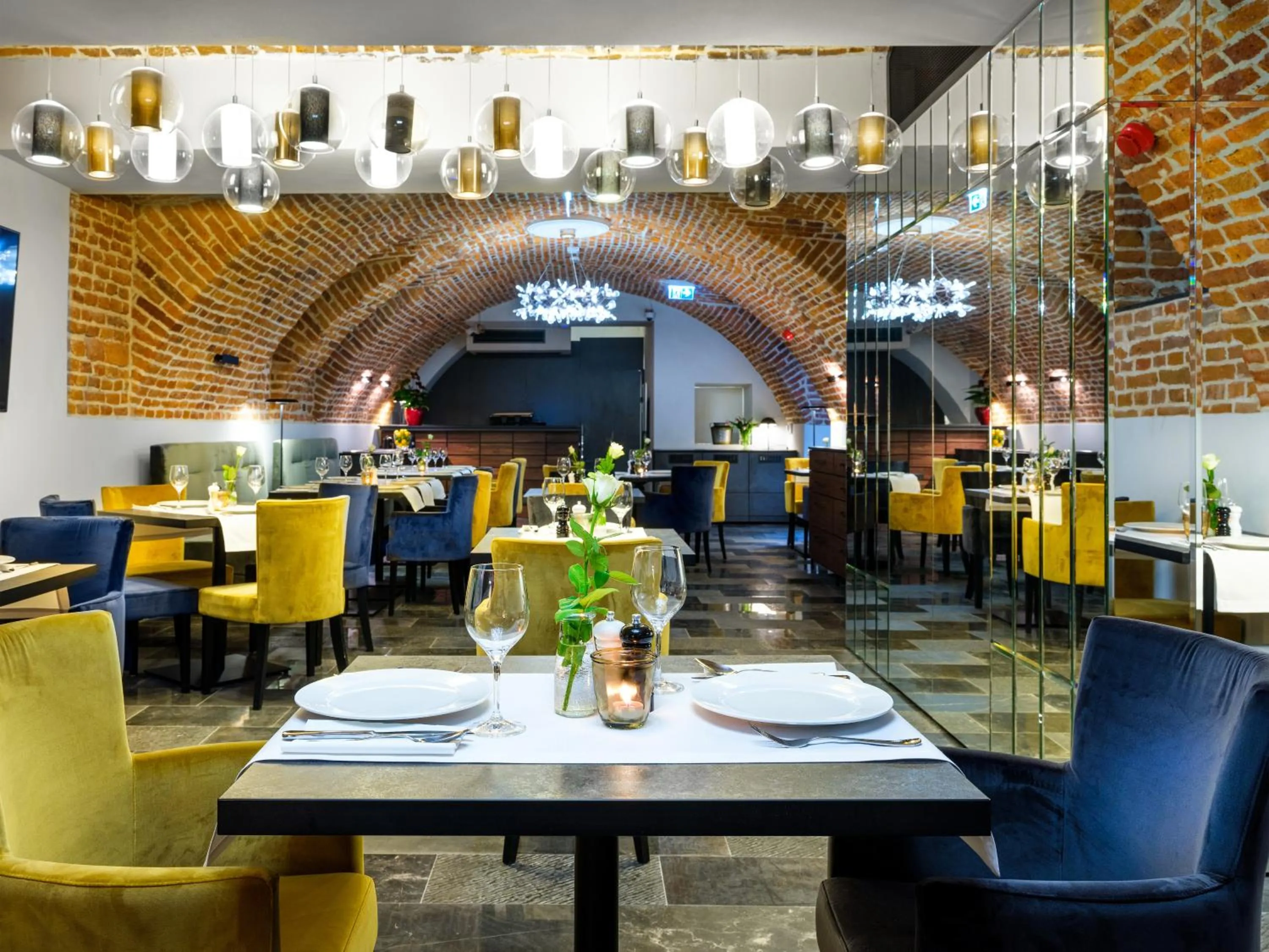 Restaurant/places to eat in Hotel Logos Kraków