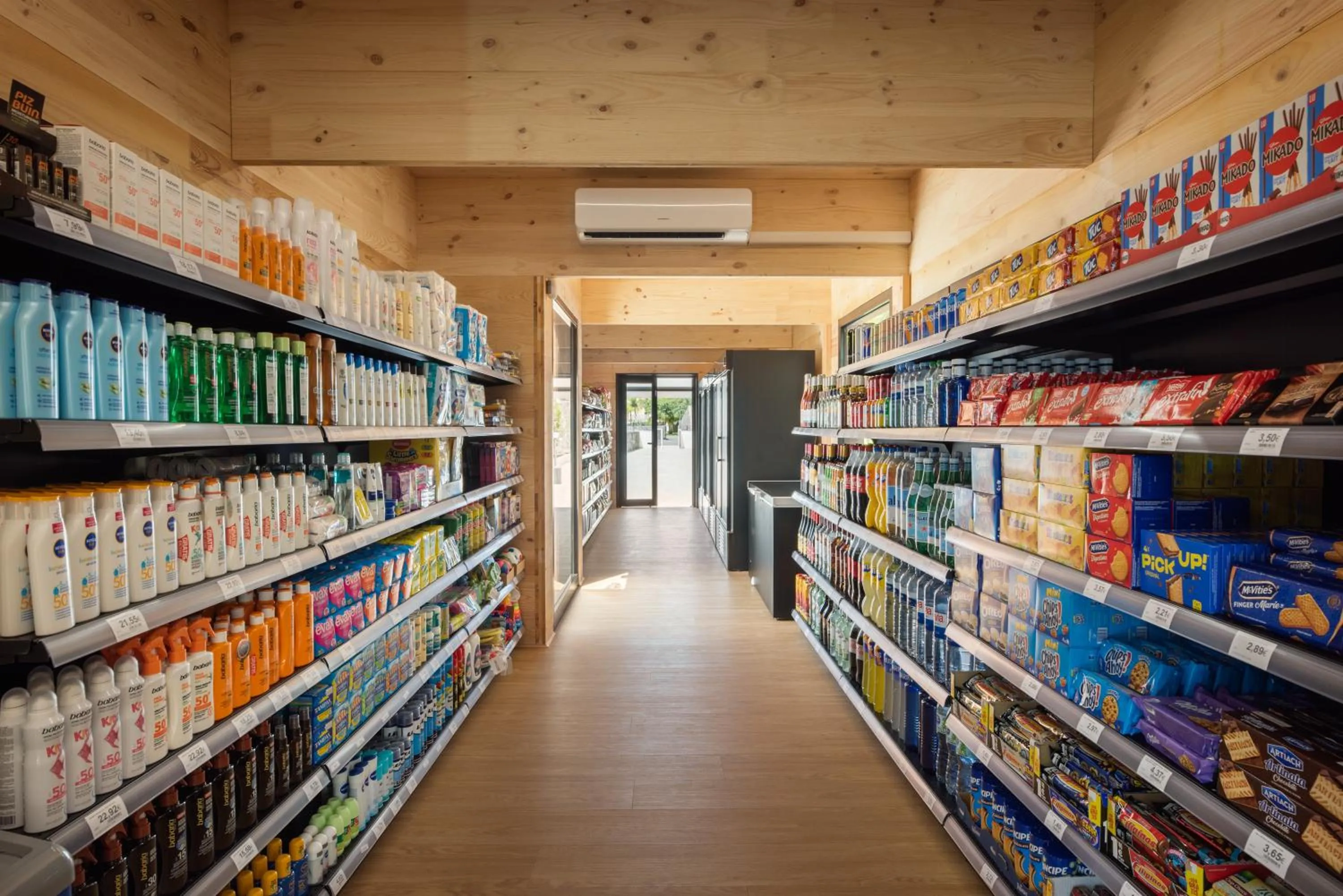 Supermarket/grocery shop in Marinell Collection Palm-Mar