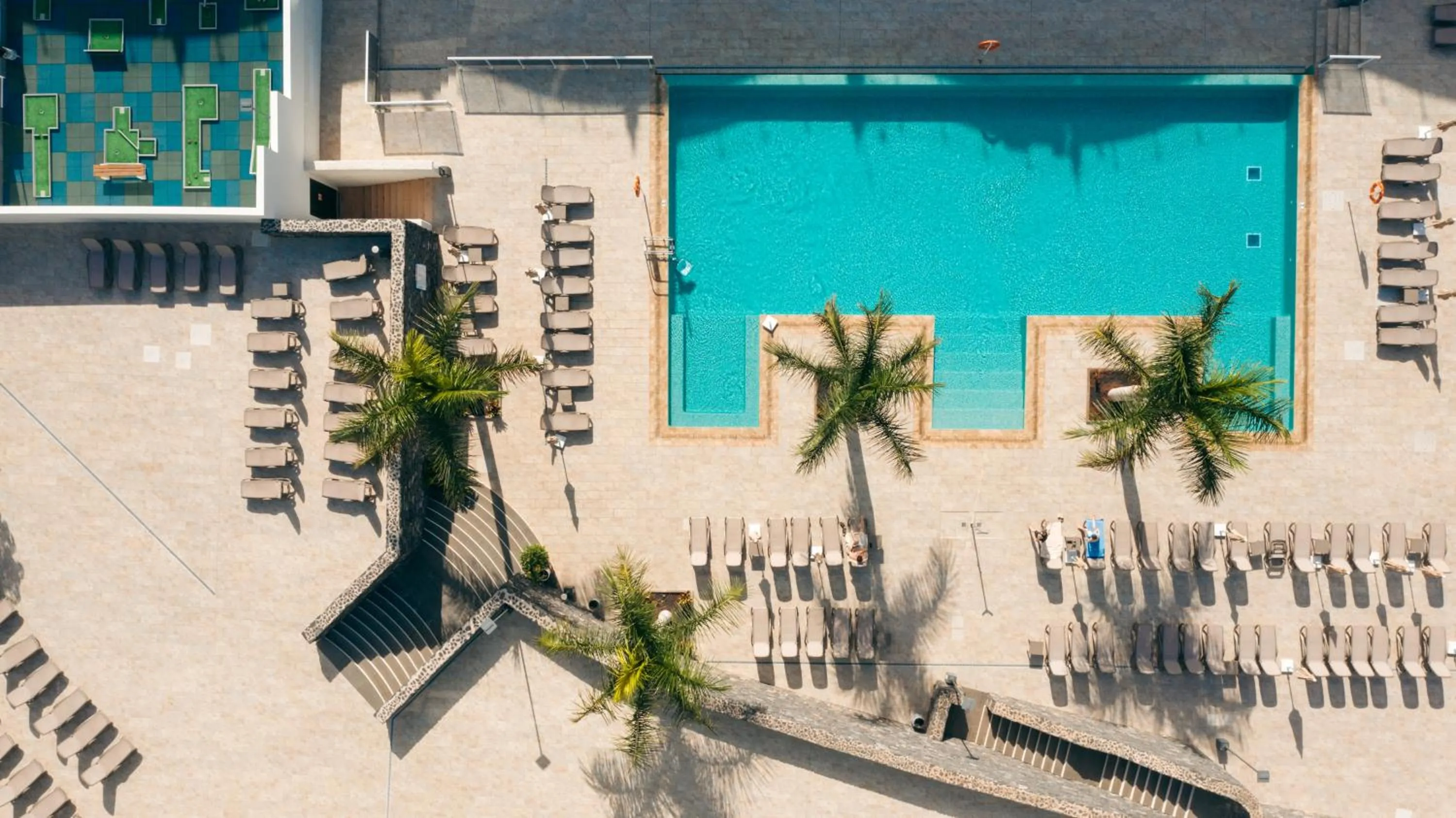 Swimming pool in Marinell Collection Palm-Mar