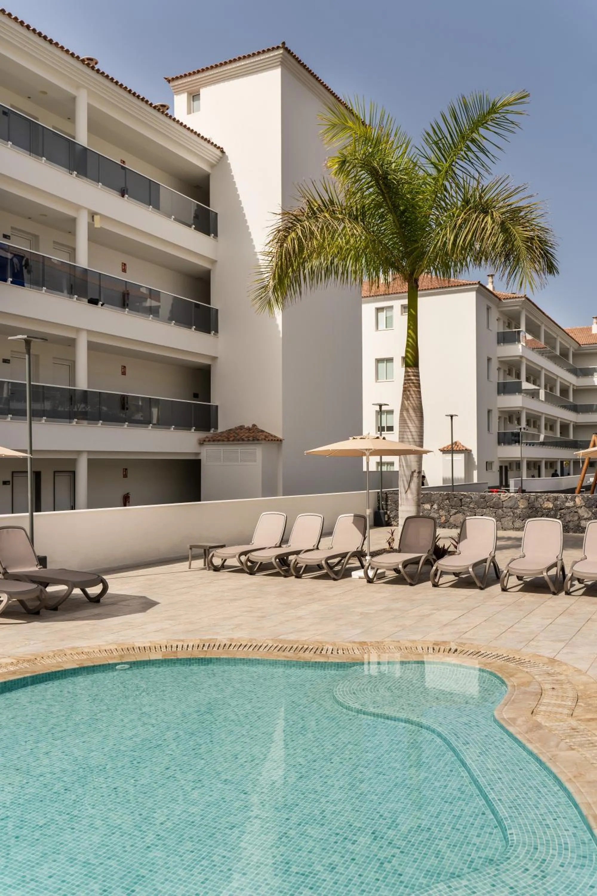 Swimming pool in Marinell Collection Palm-Mar