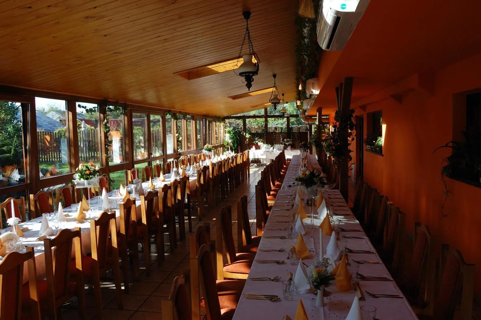 Banquet/Function facilities in Hotel Bona