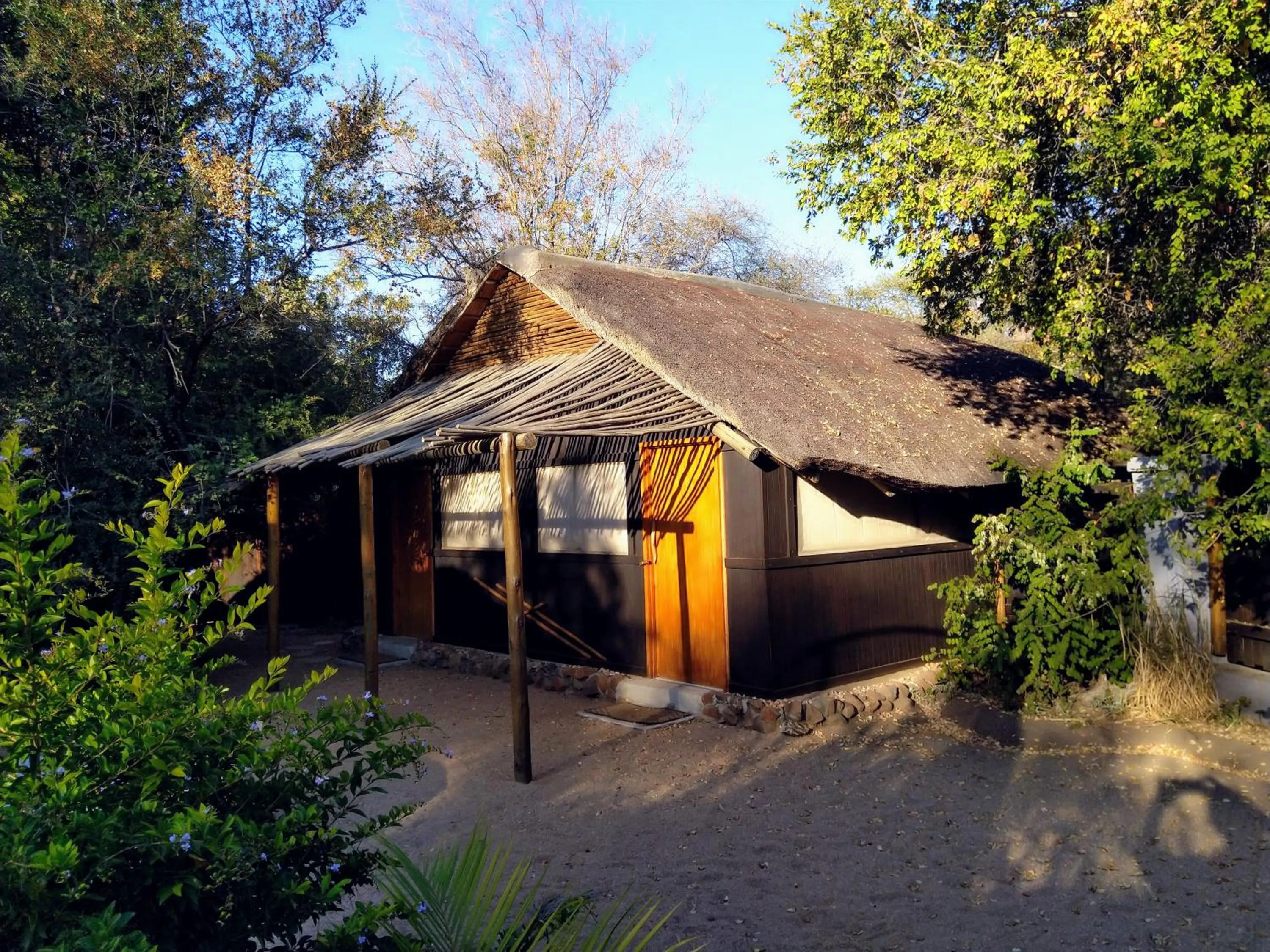 Facade/entrance in Off Beat Safaris Bush Lodge