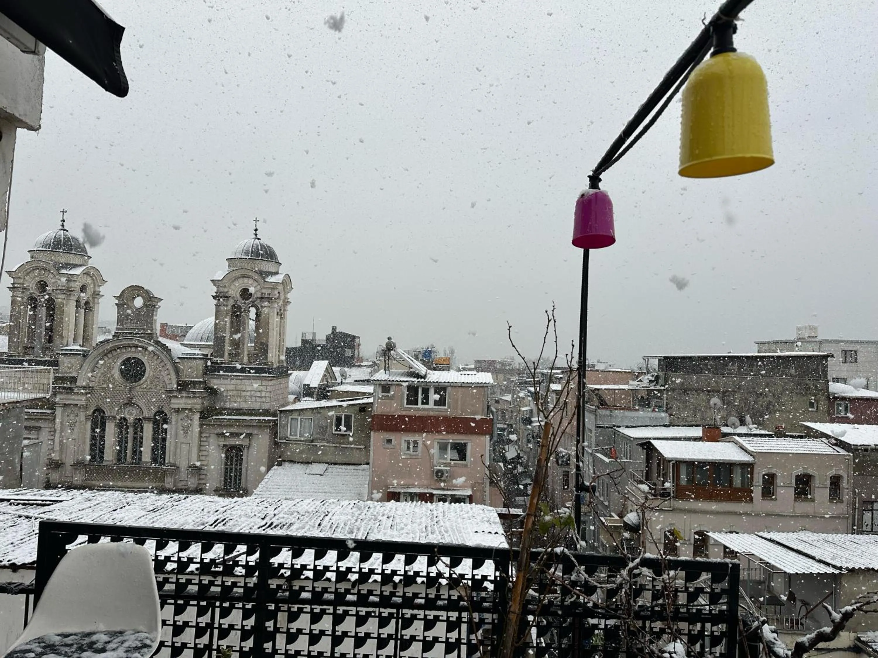 Winter in Mr Lion Kumkapı Otel