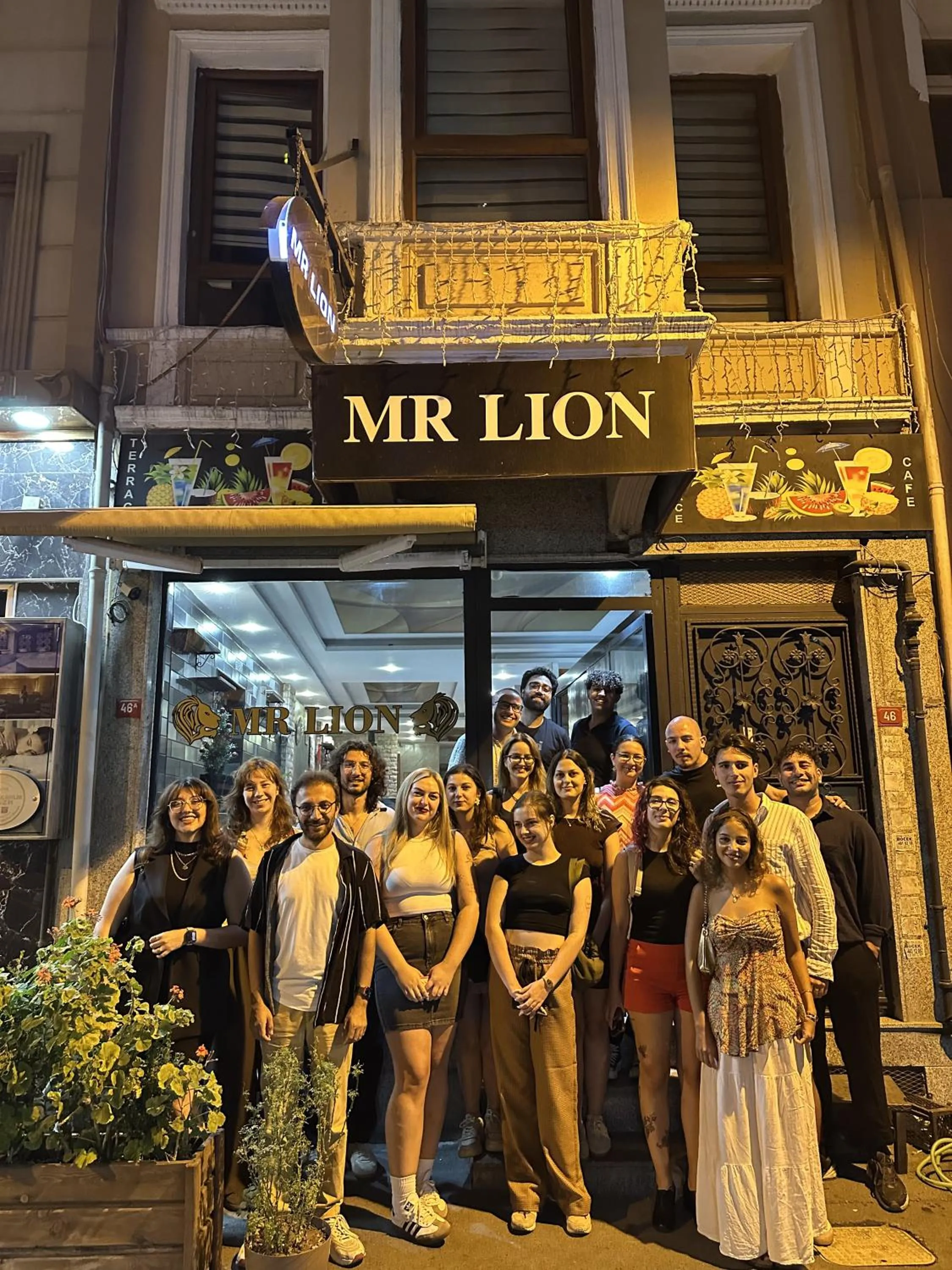 group of guests in Mr Lion Kumkapı Otel