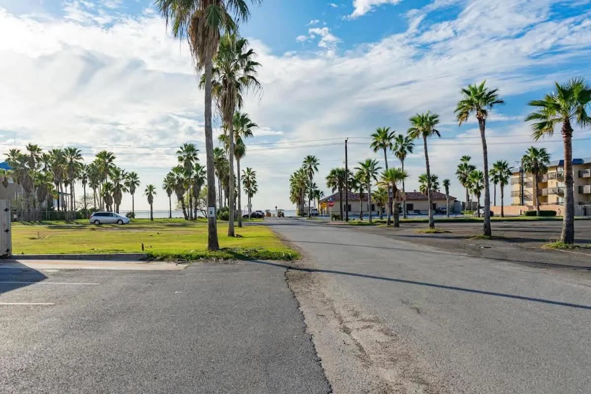 Other in Atrium #102