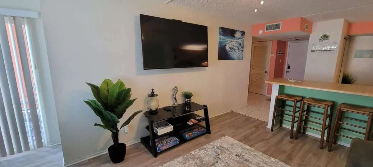 Living room in Gulfview II #408