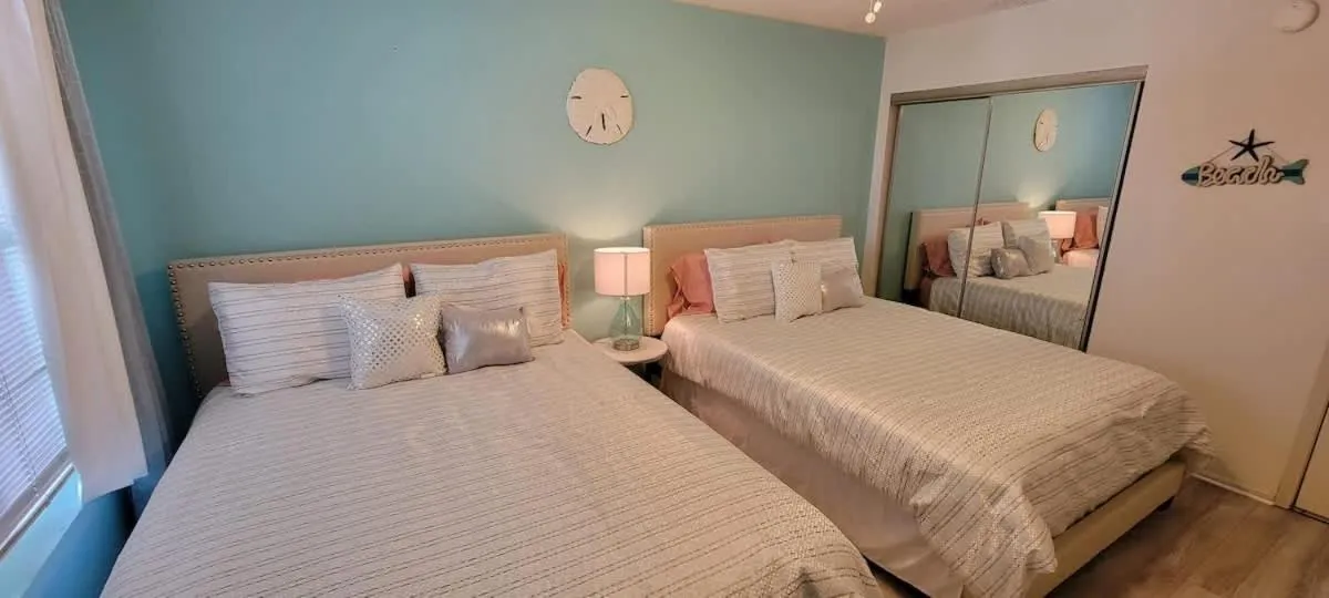 Bed in Gulfview II #408