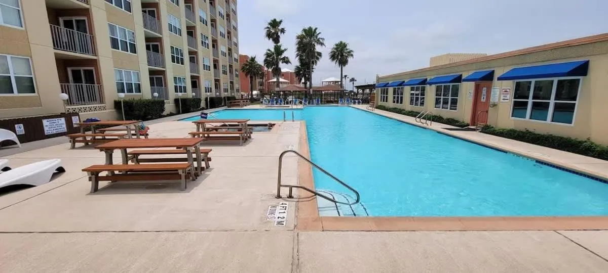 Swimming pool in Gulfview II #604