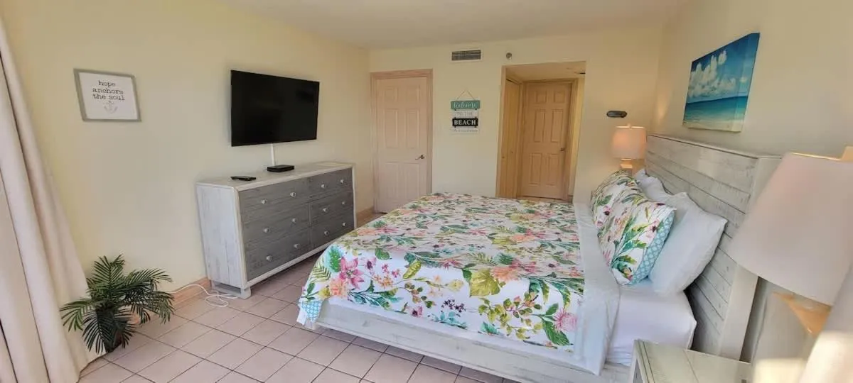 Bed in Saida Royale 9039