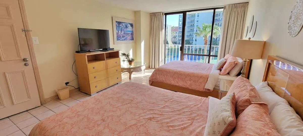 Bed in Saida Royale 9039