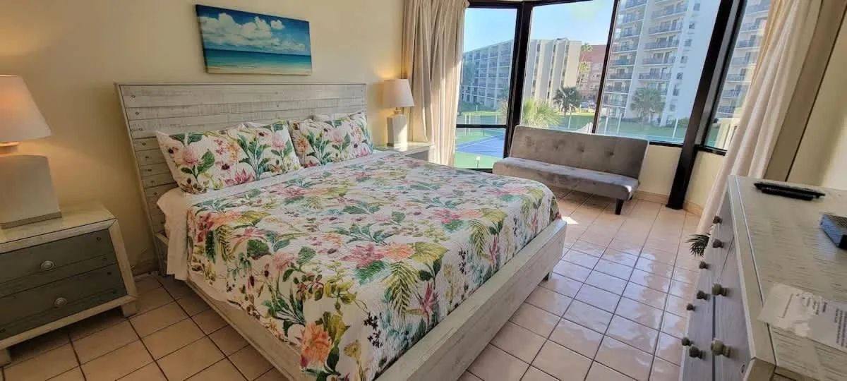 Bed in Saida Royale 9039