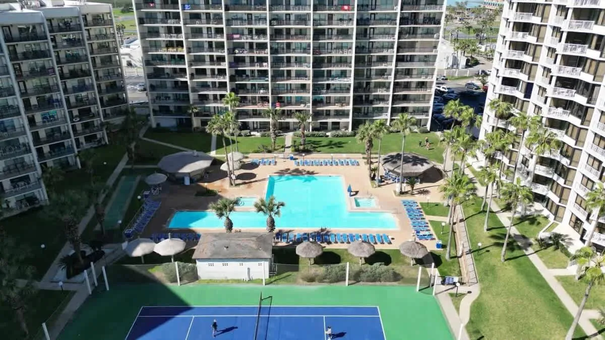 Swimming pool in Saida Royale 9039