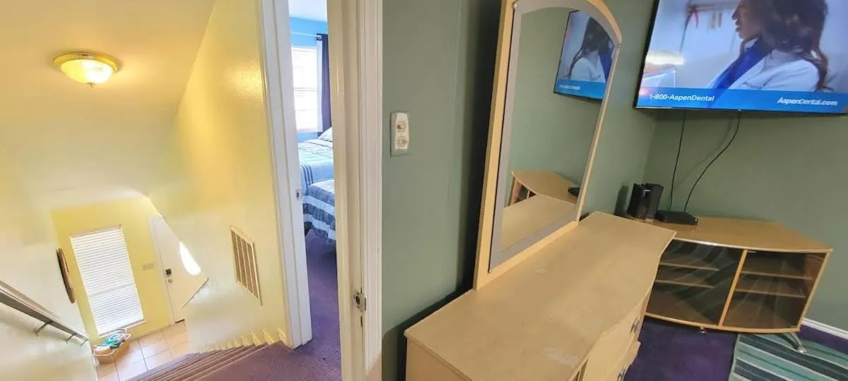 Living room in Sparky's Pool House