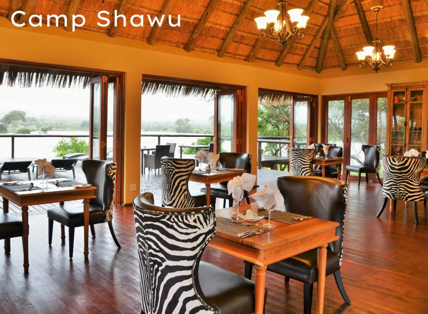 Restaurant/places to eat in Shishangeni Lodge In Kruger National Park