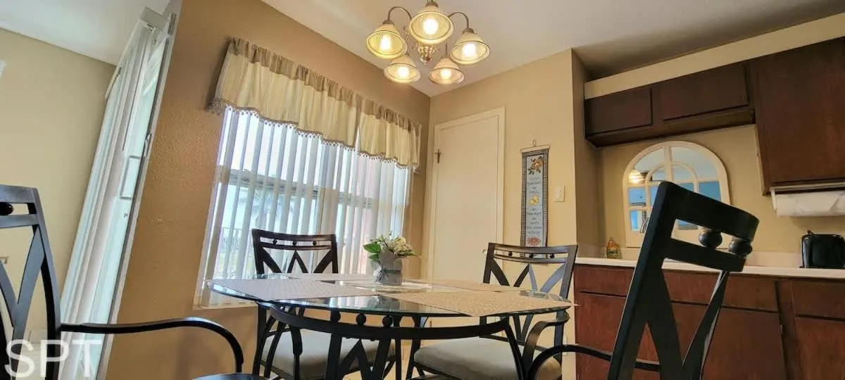 Dining area in Gulfview I #205