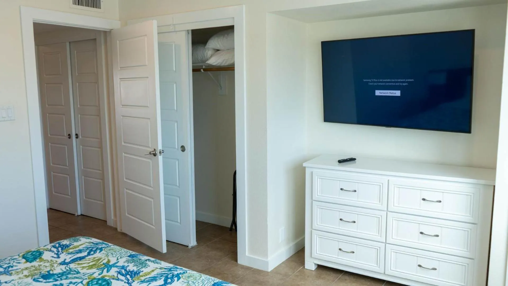 Bed in La Internacional 313