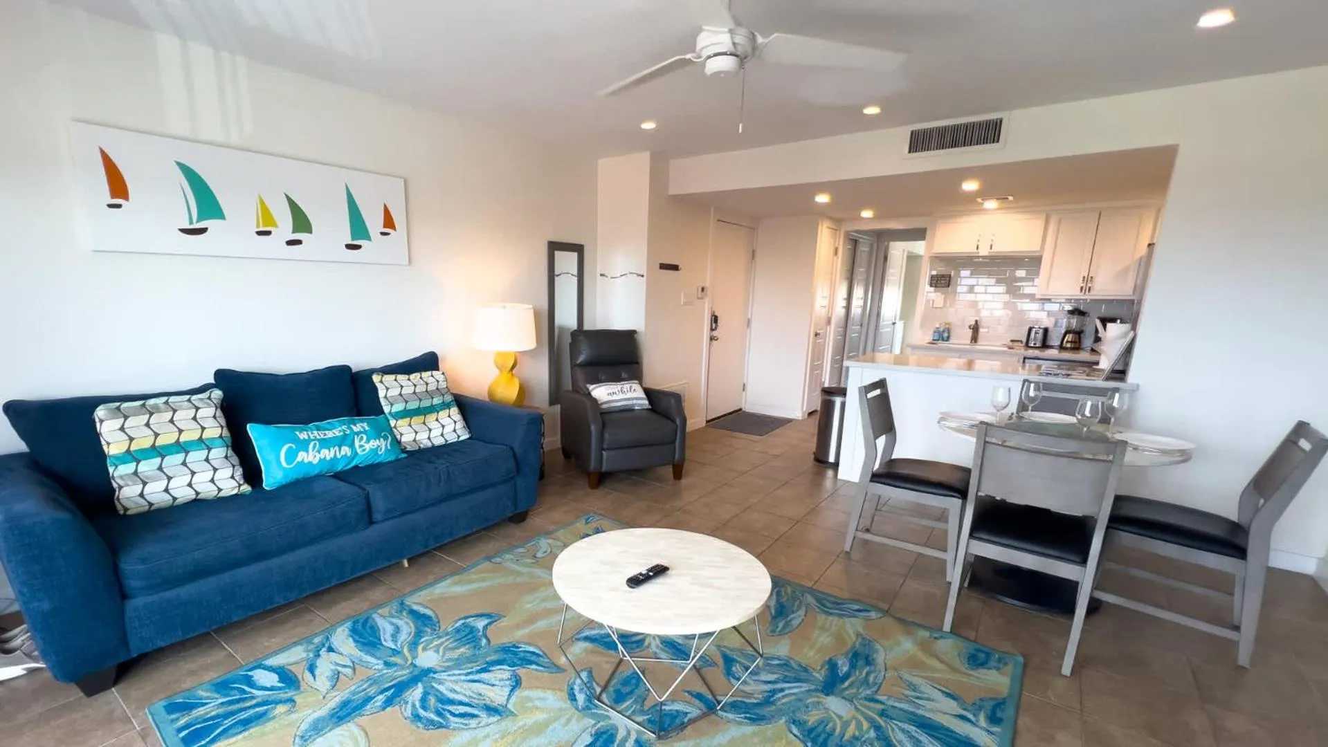 Living room in La Internacional 313