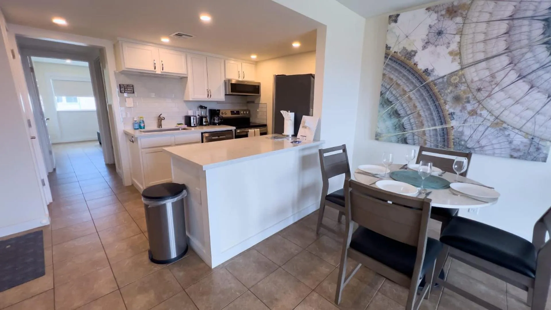 Dining area in La Internacional 313