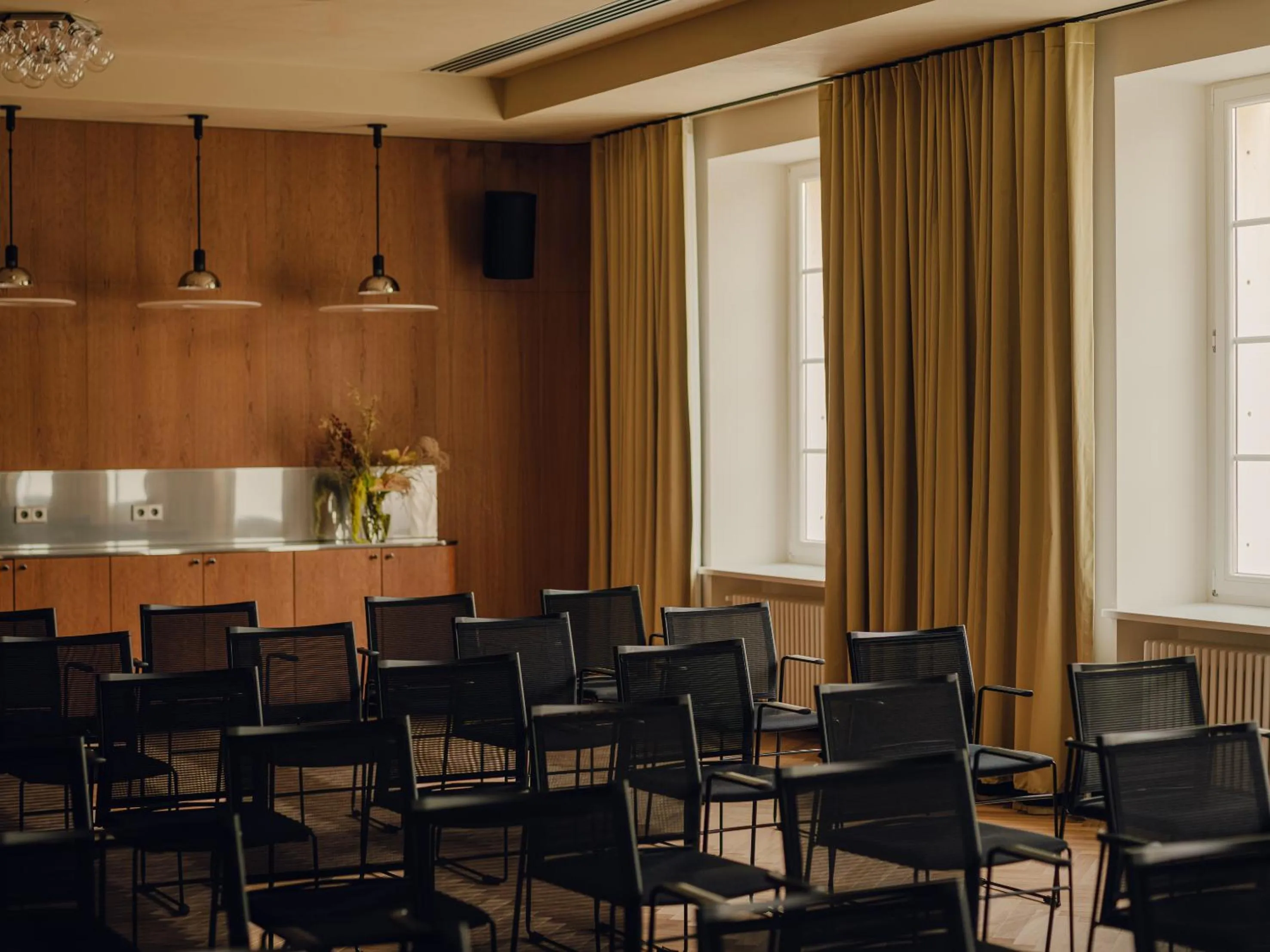 Meeting/conference room in Flaner Hotel, WorldHotels Crafted