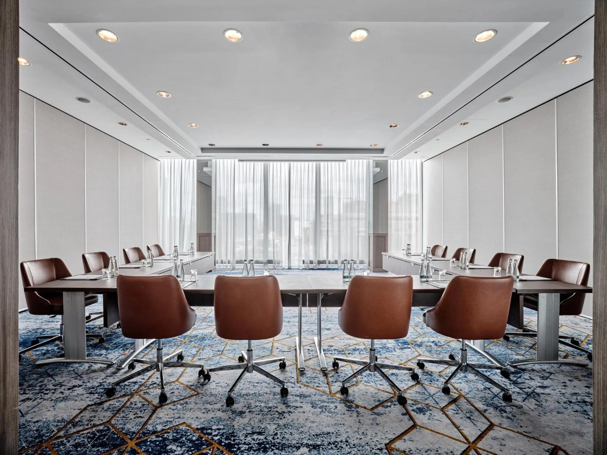 Meeting/conference room in InterContinental Warszawa by IHG