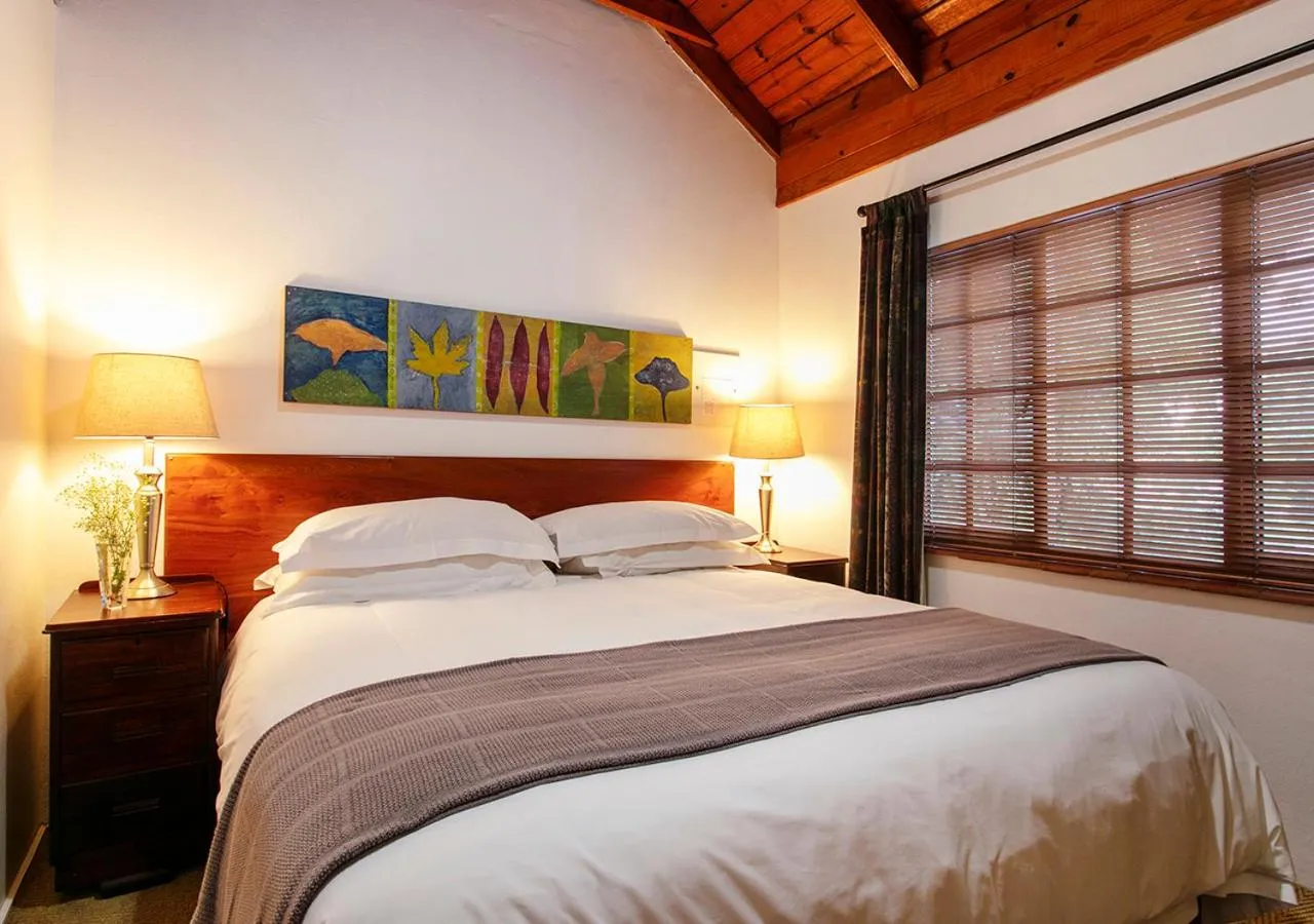 Bed in Waterkloof Apartments