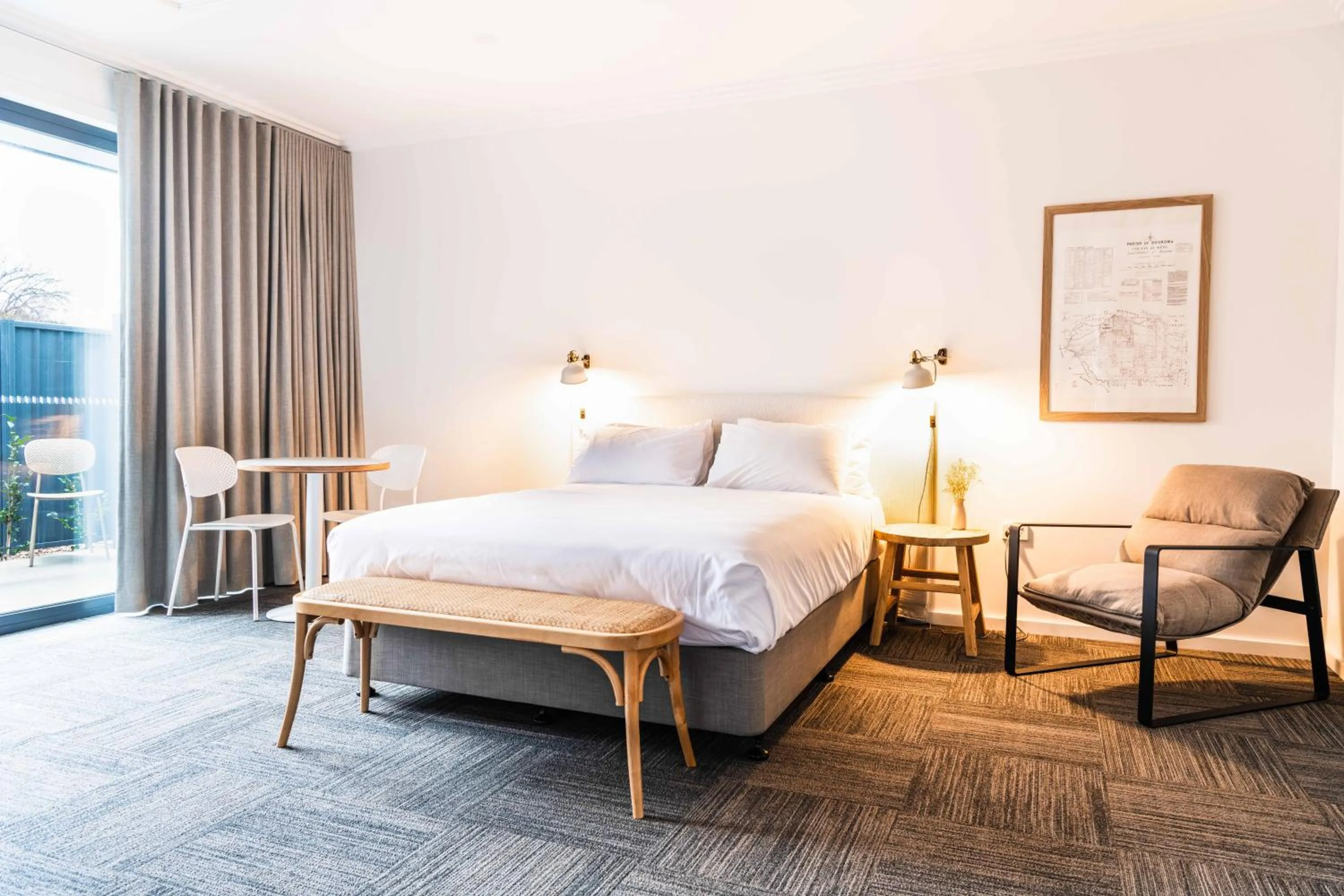 Bedroom, Bed in The Ned Ryan Motel