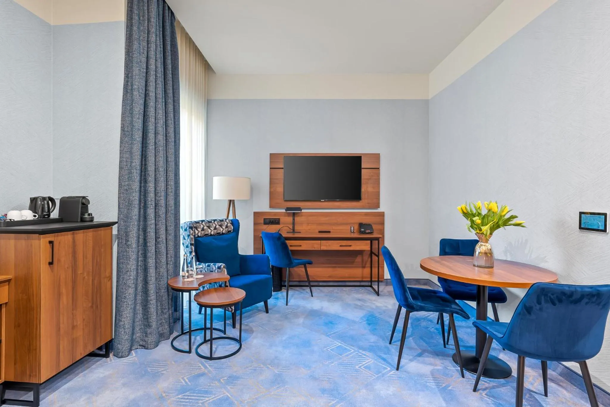 TV and multimedia in Hotel Diament Plaza Katowice