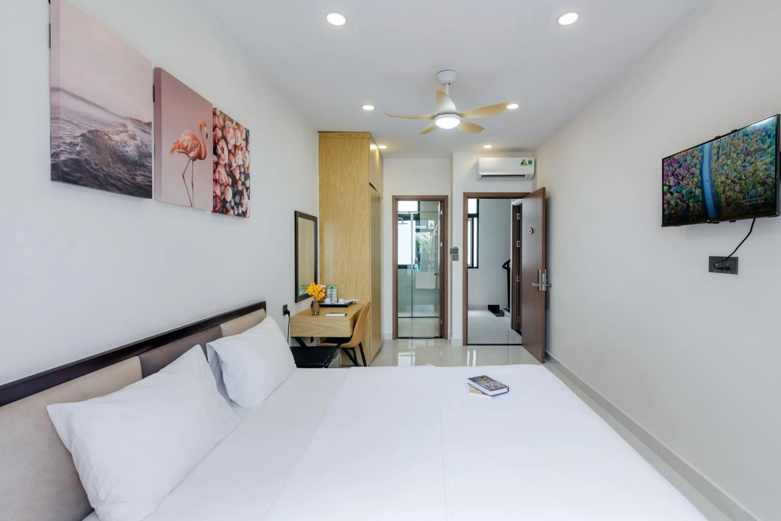 Bed in Lalisa Hotel Grand World Phu Quoc