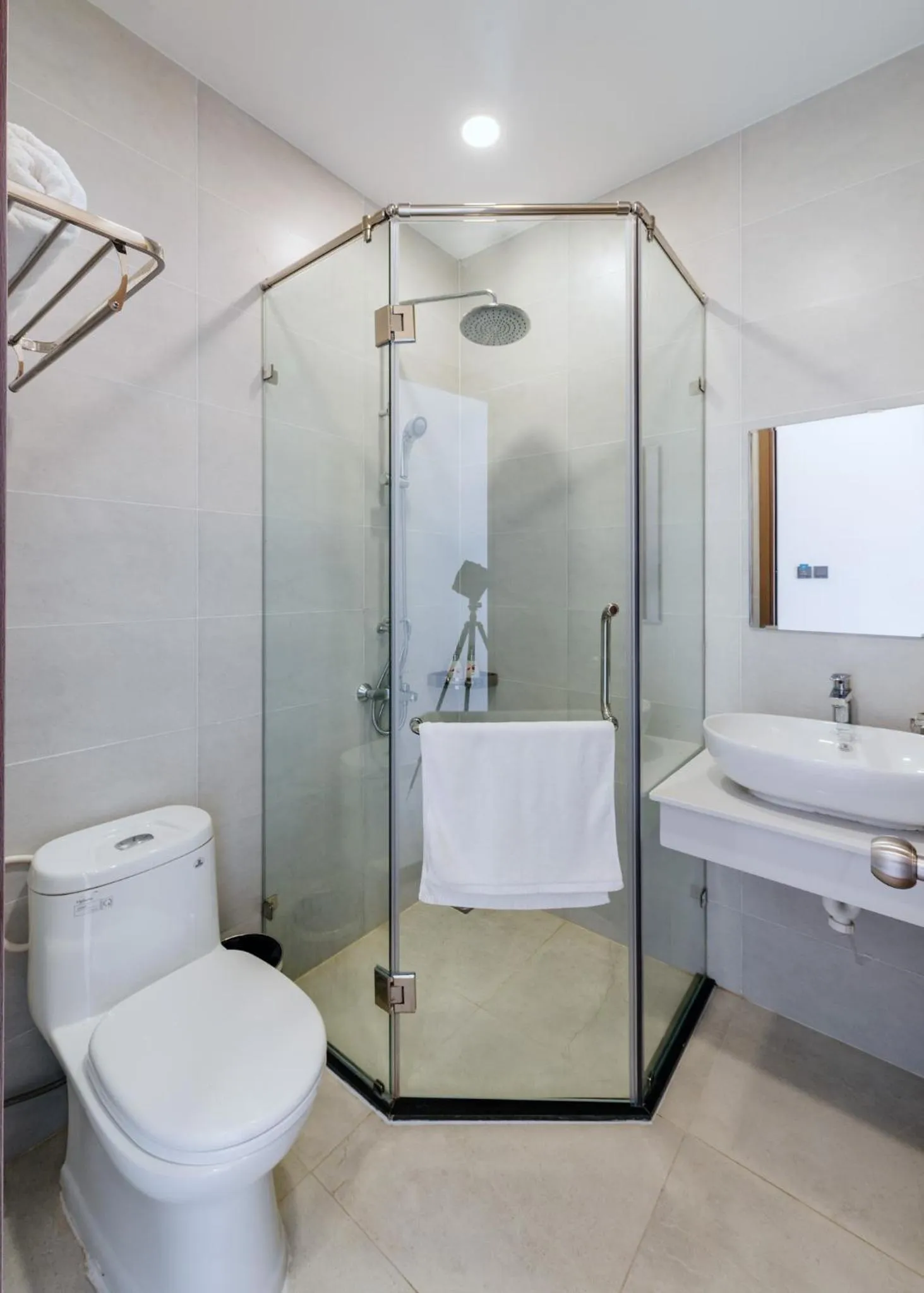 Shower in Lalisa Hotel Grand World Phu Quoc