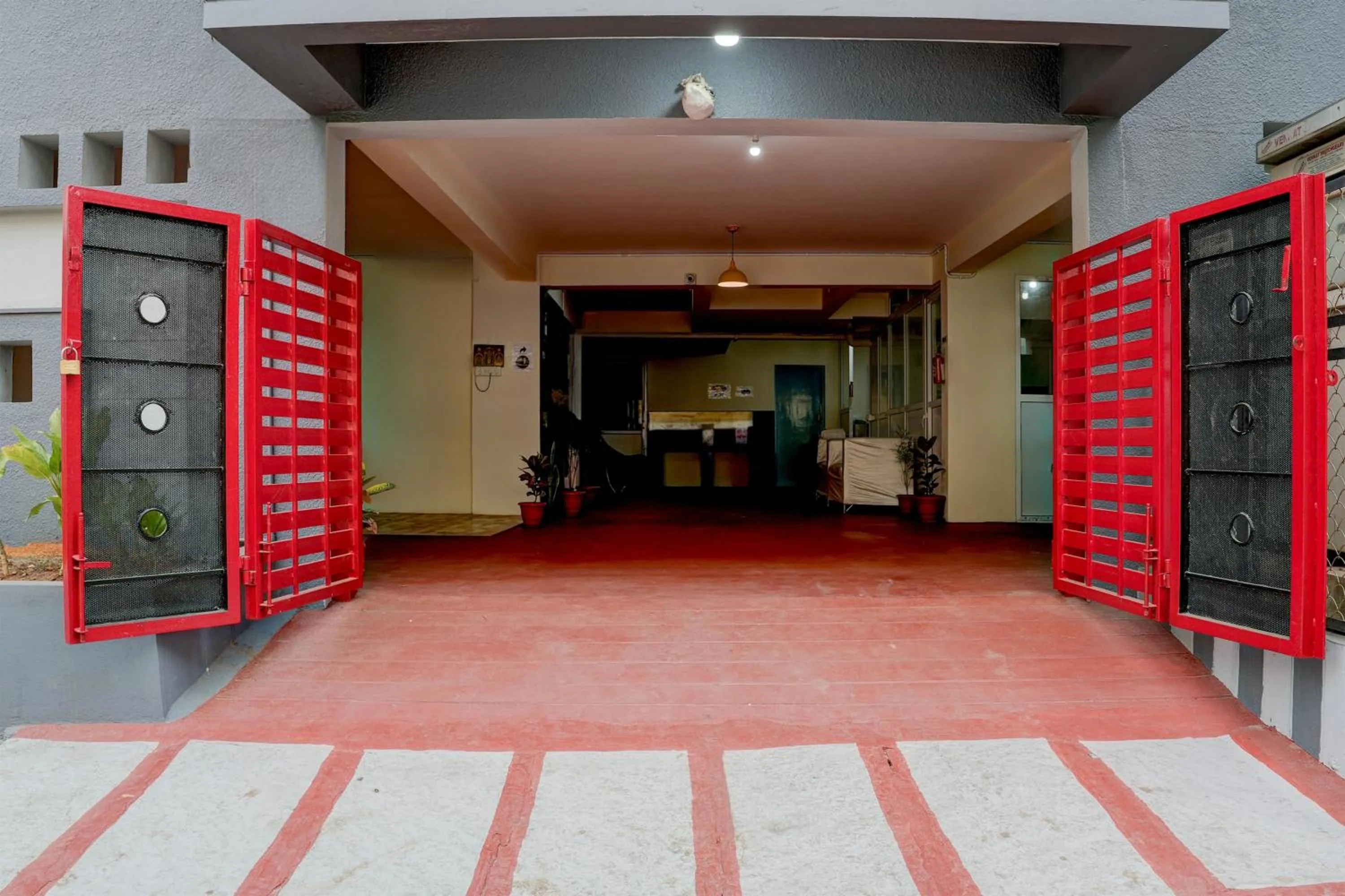 Facade/entrance in Super Hotel O Whitefield