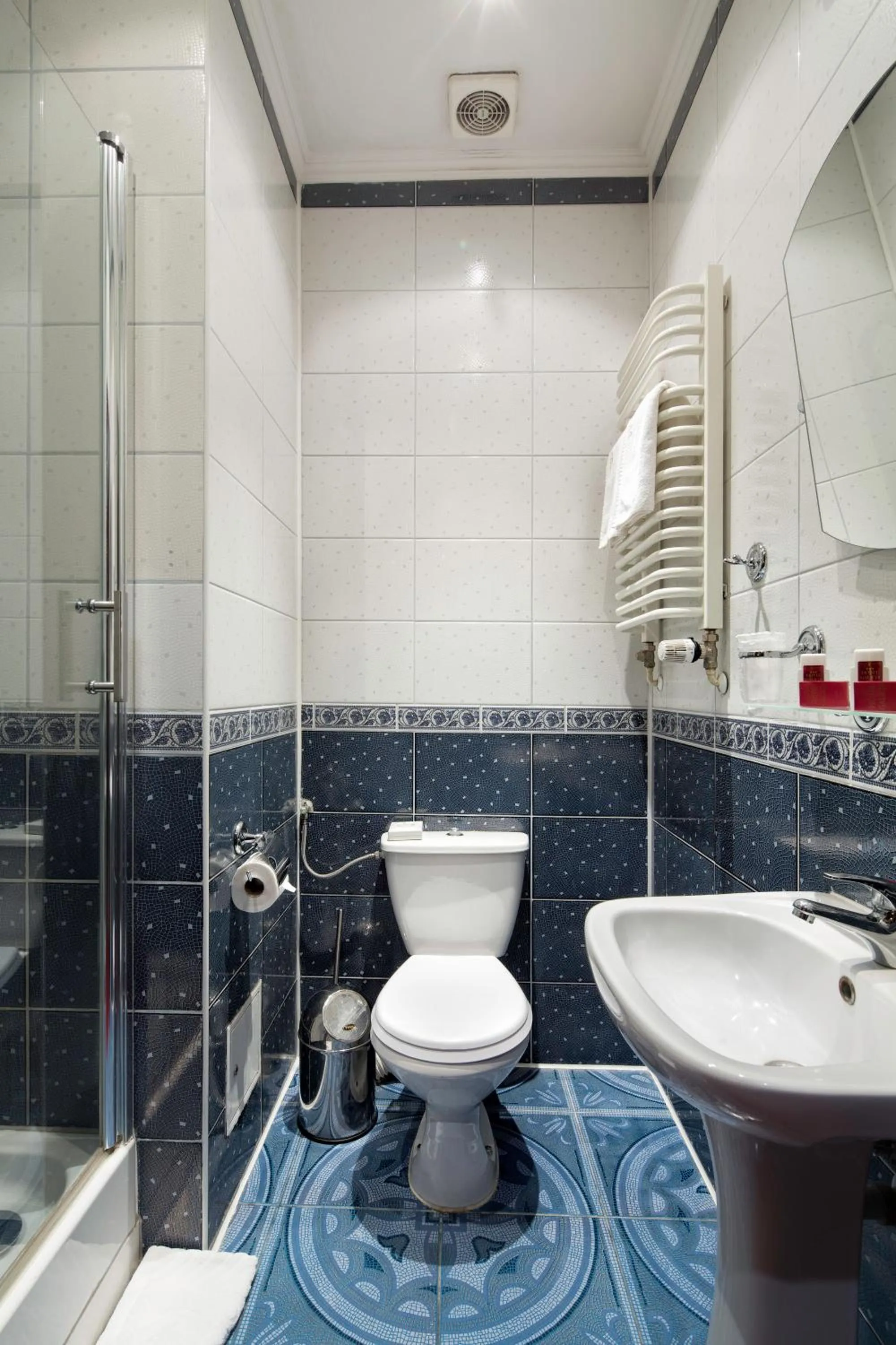 Toilet in Hotel Galicja SPA Wieliczka